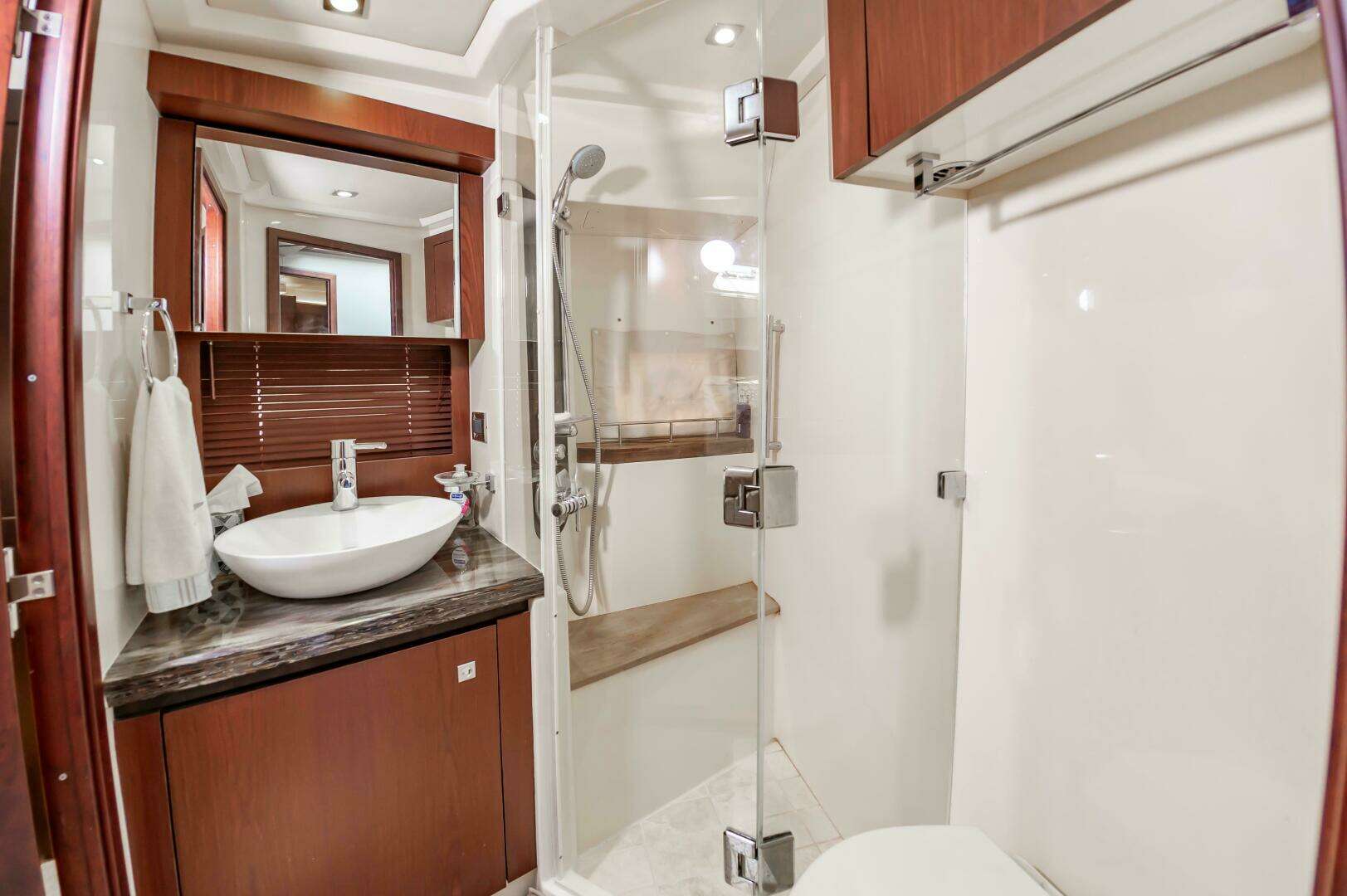 2015 Sea Ray 510 Fly - Image 49