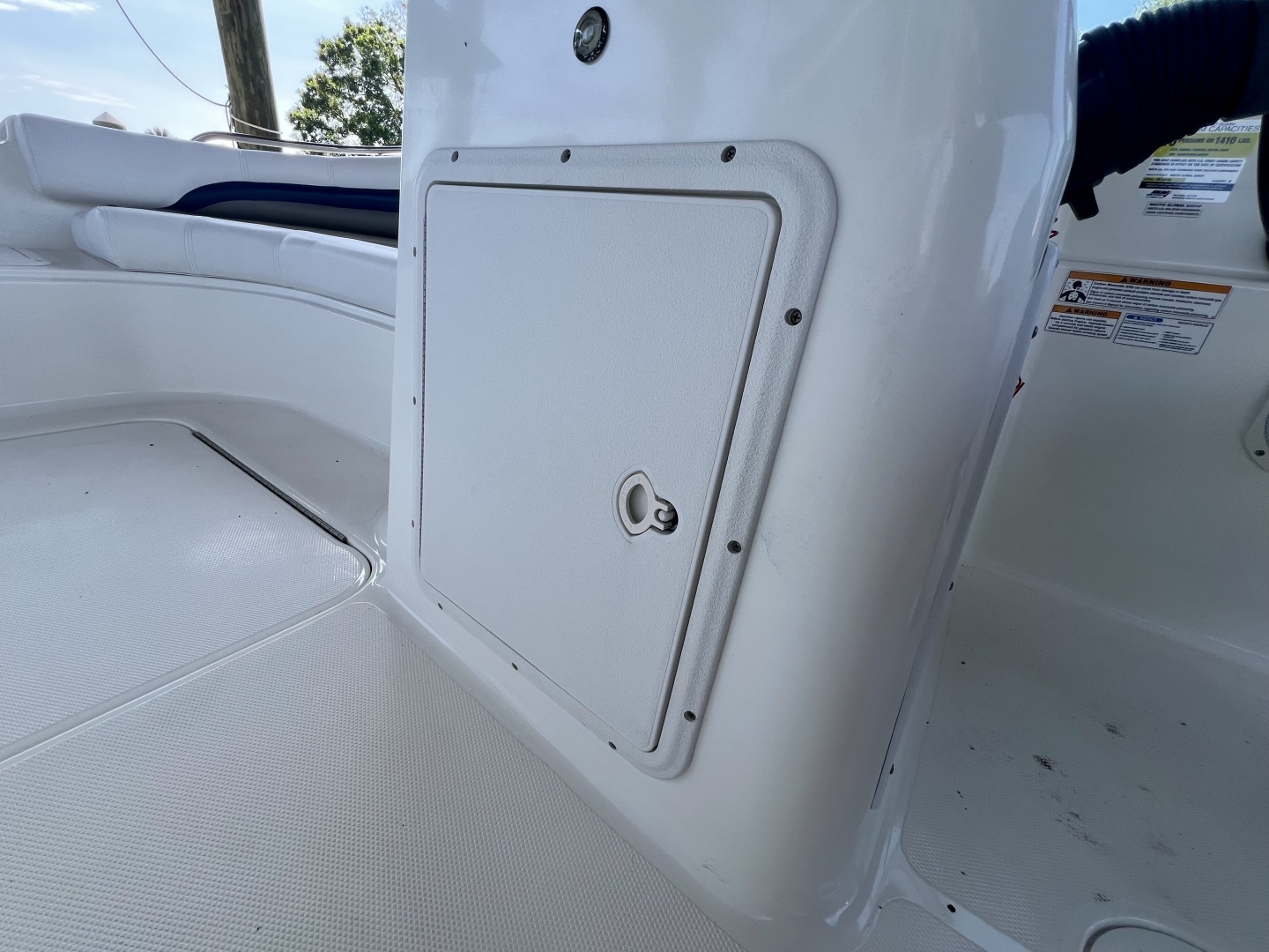 2013 Hurricane SunDeck 187 OB - Image 42
