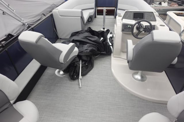 2023 Flagship Pontoons Discover Rear Fish D20 RF - 6