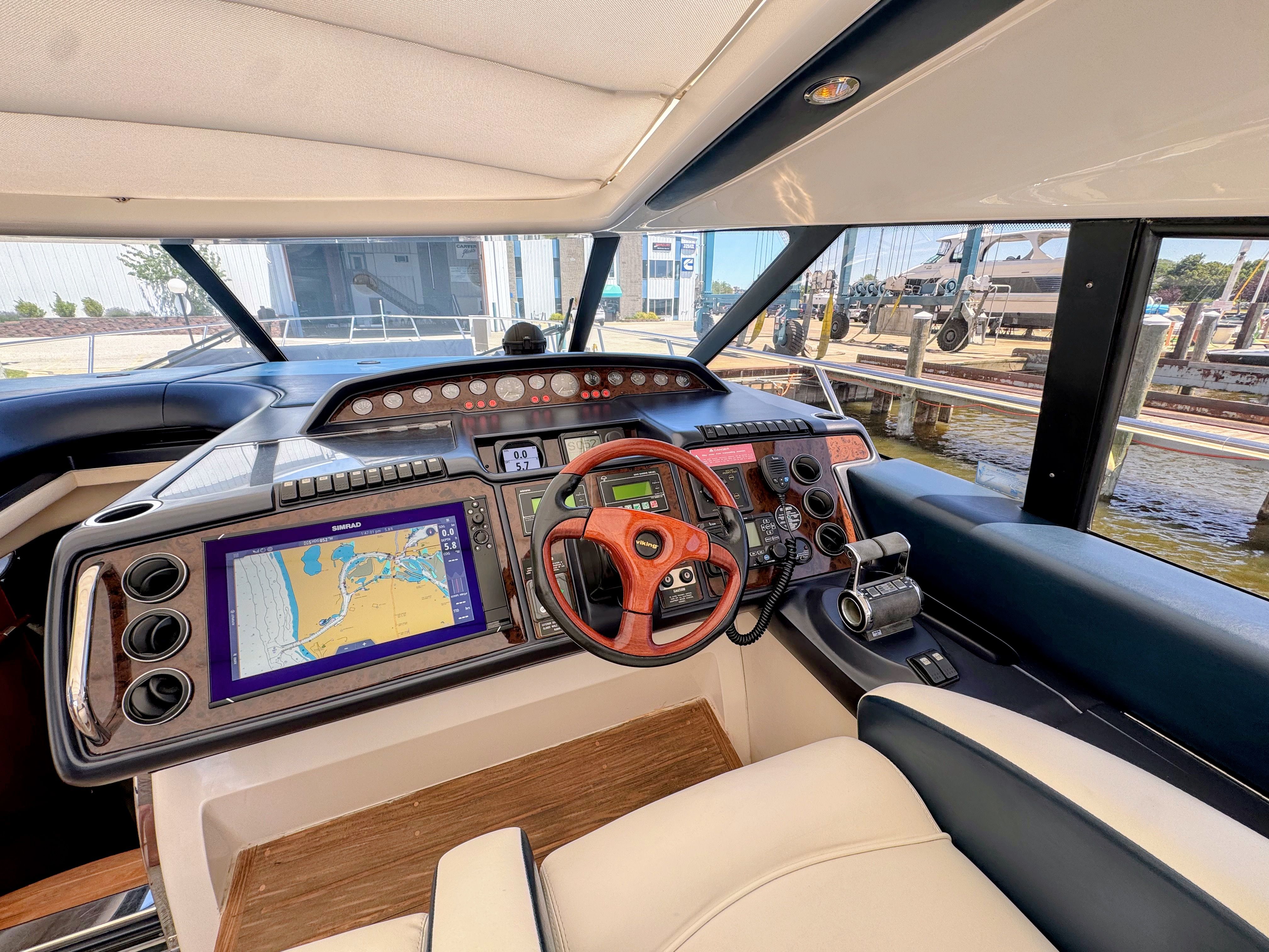 2004 Viking Princess V58 - 12