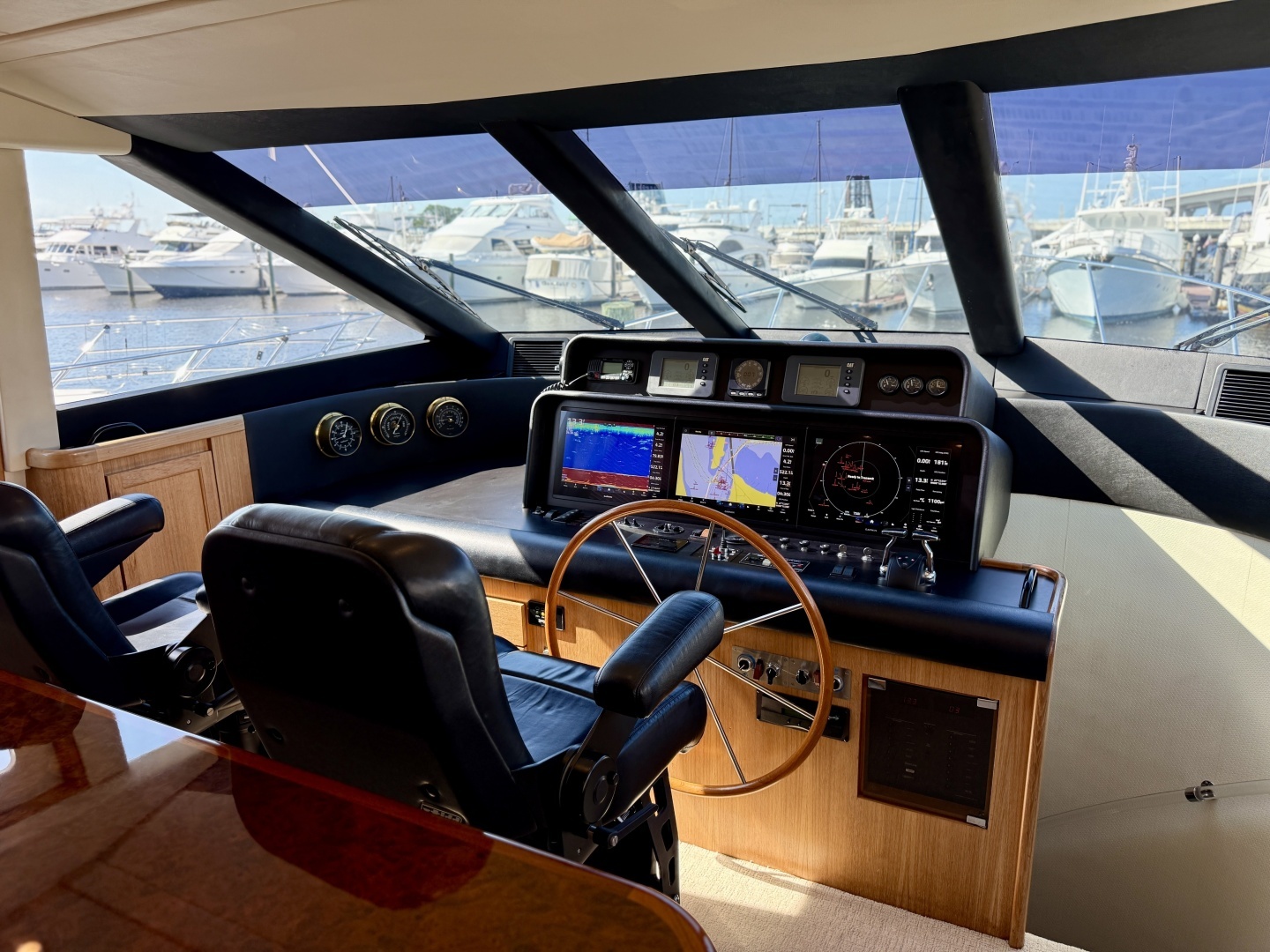 2001 Pacific Mariner — - Image 10