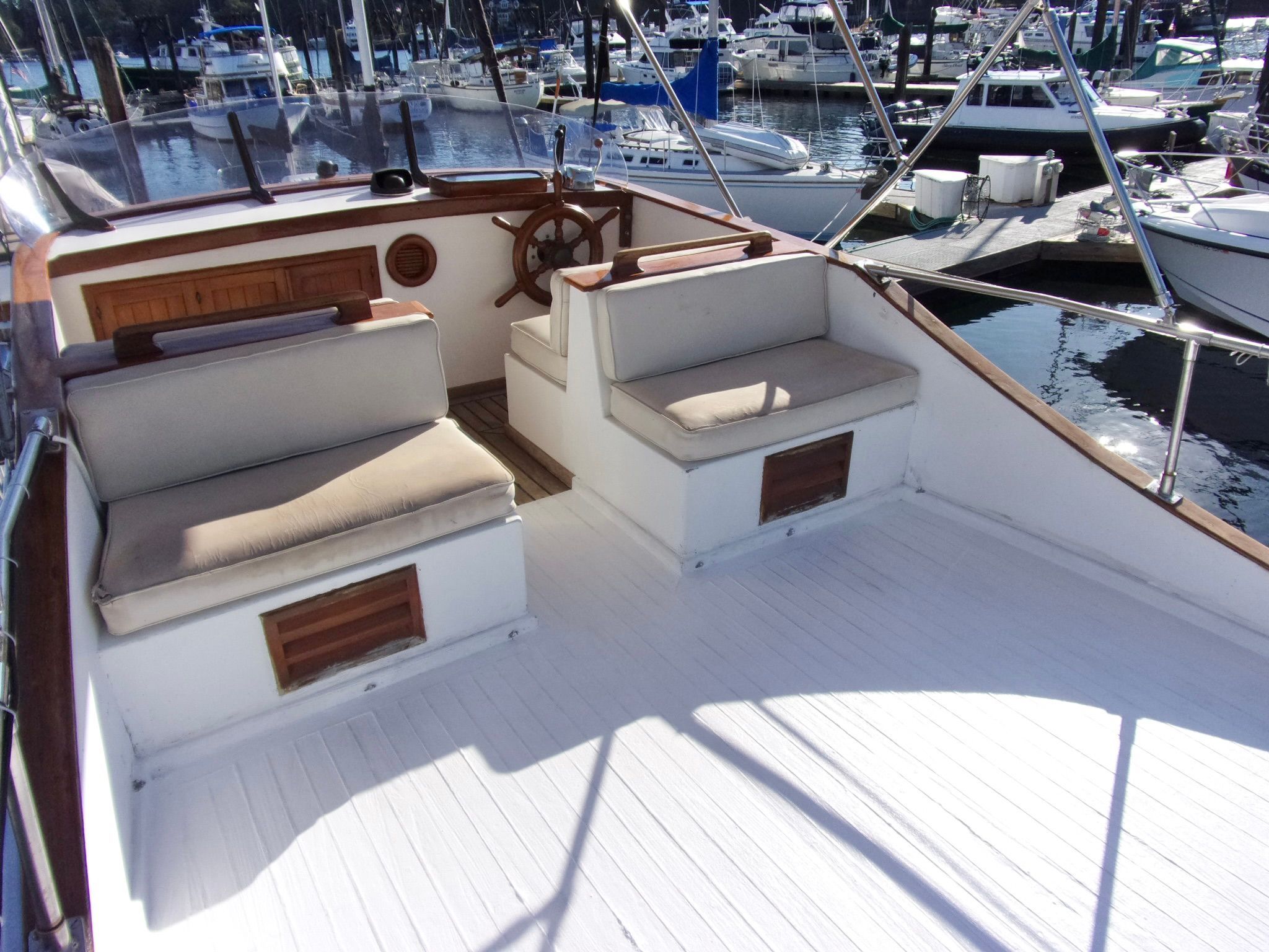 1976 CHB Trawler - 67