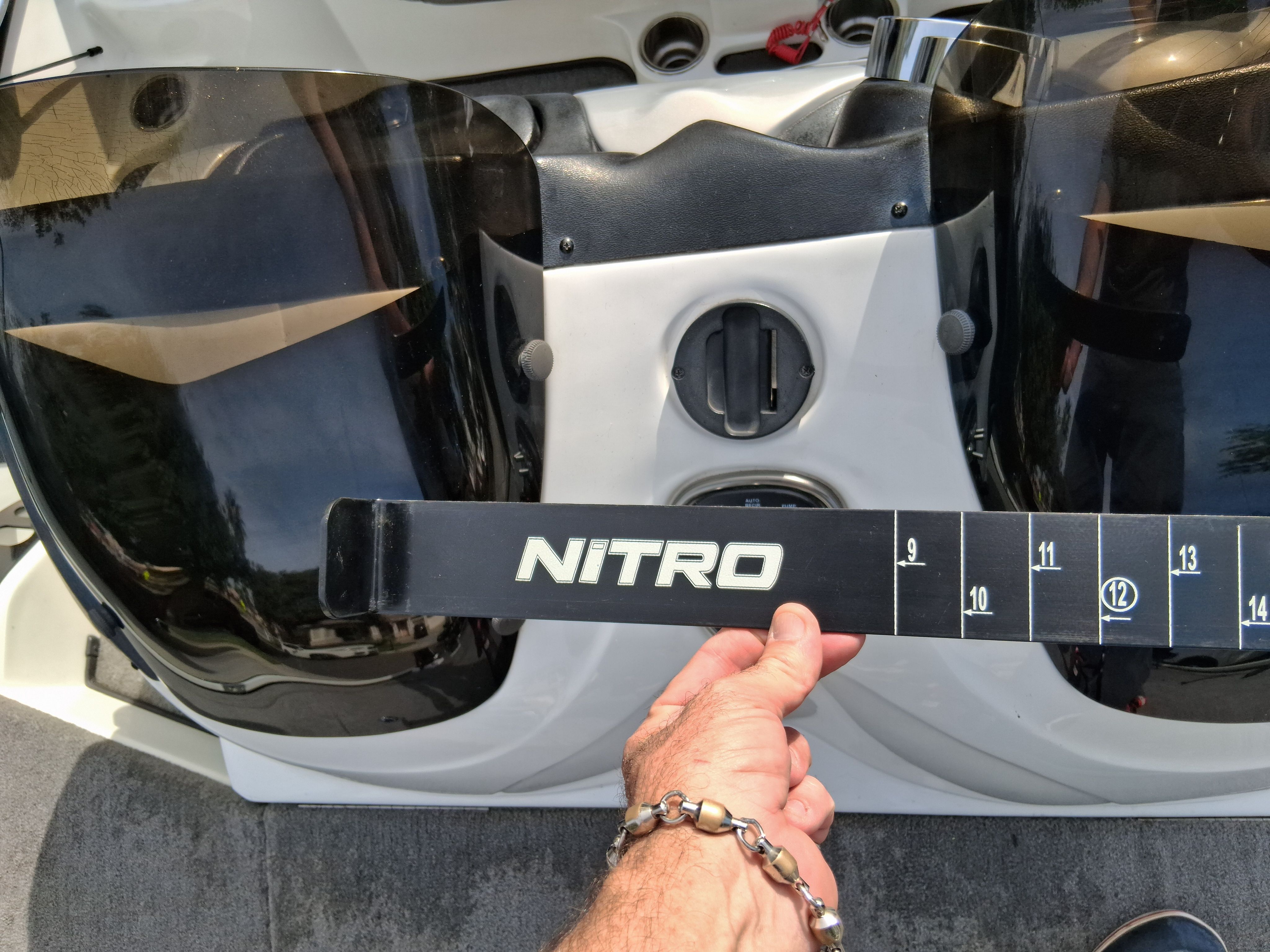 2010 Bass Tracker Nitro Z9 CDC - 10