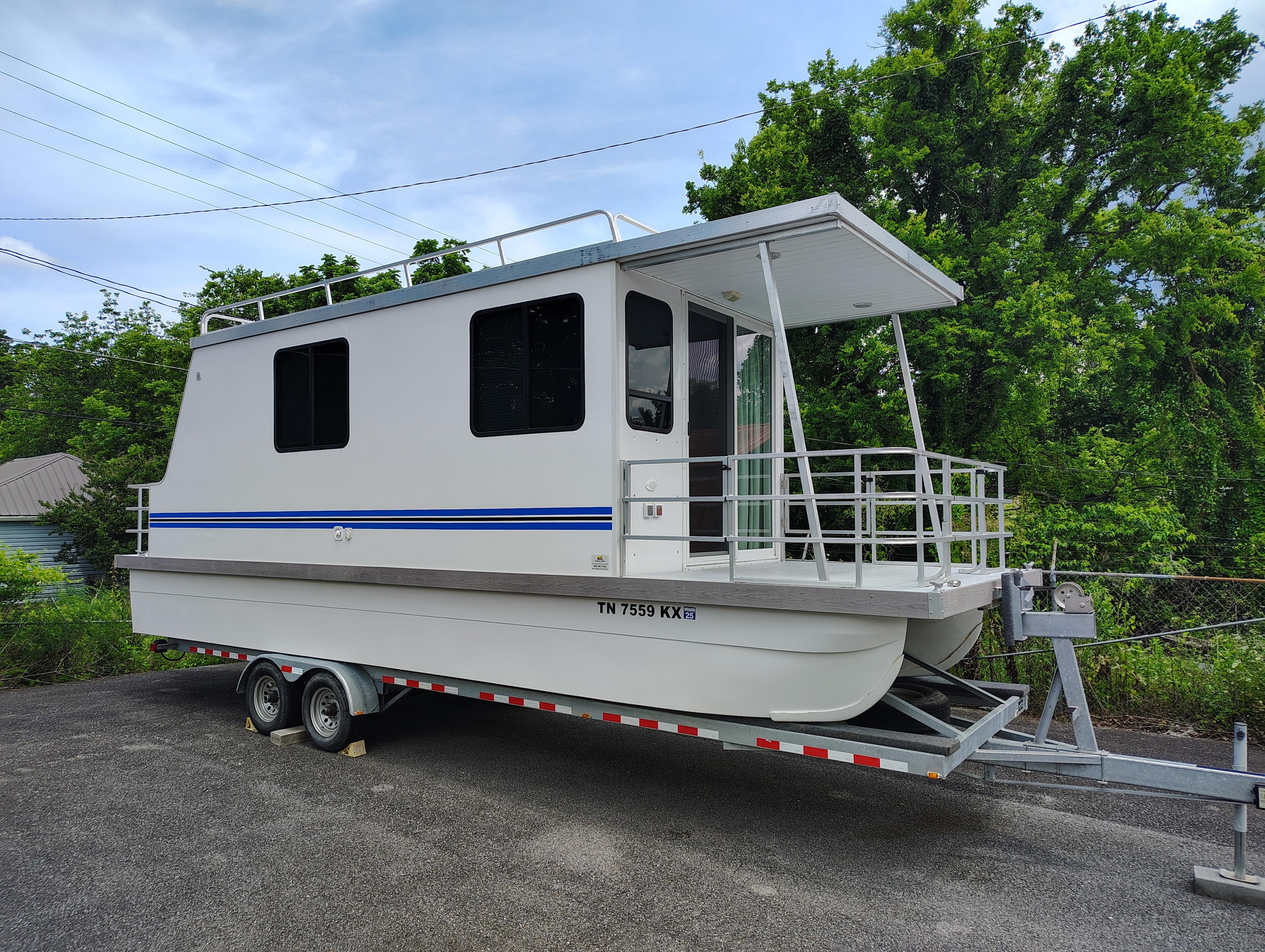 2017 Catamaran Cruisers Lil Hobo 31