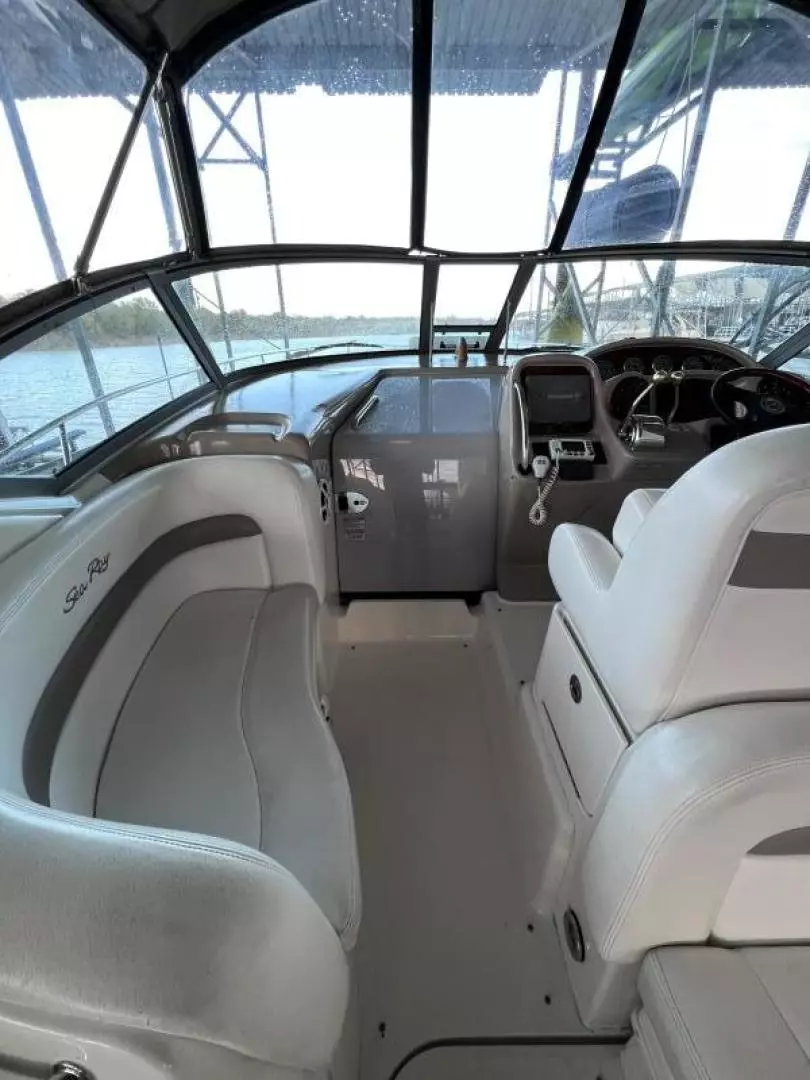 2005 Sea Ray Sundancer 320 - Image 29
