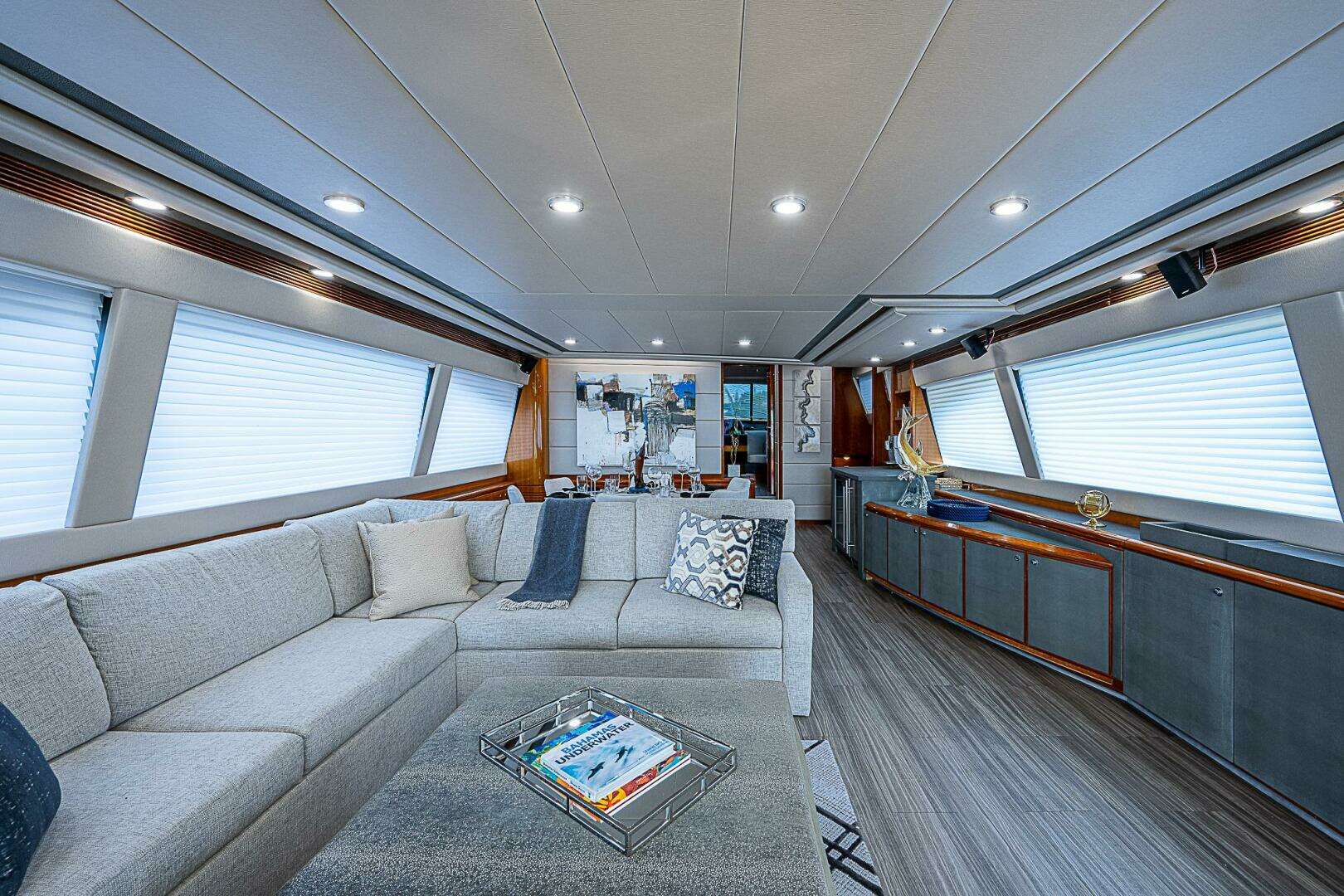 2006 Ferretti Yachts 830 - Image 54