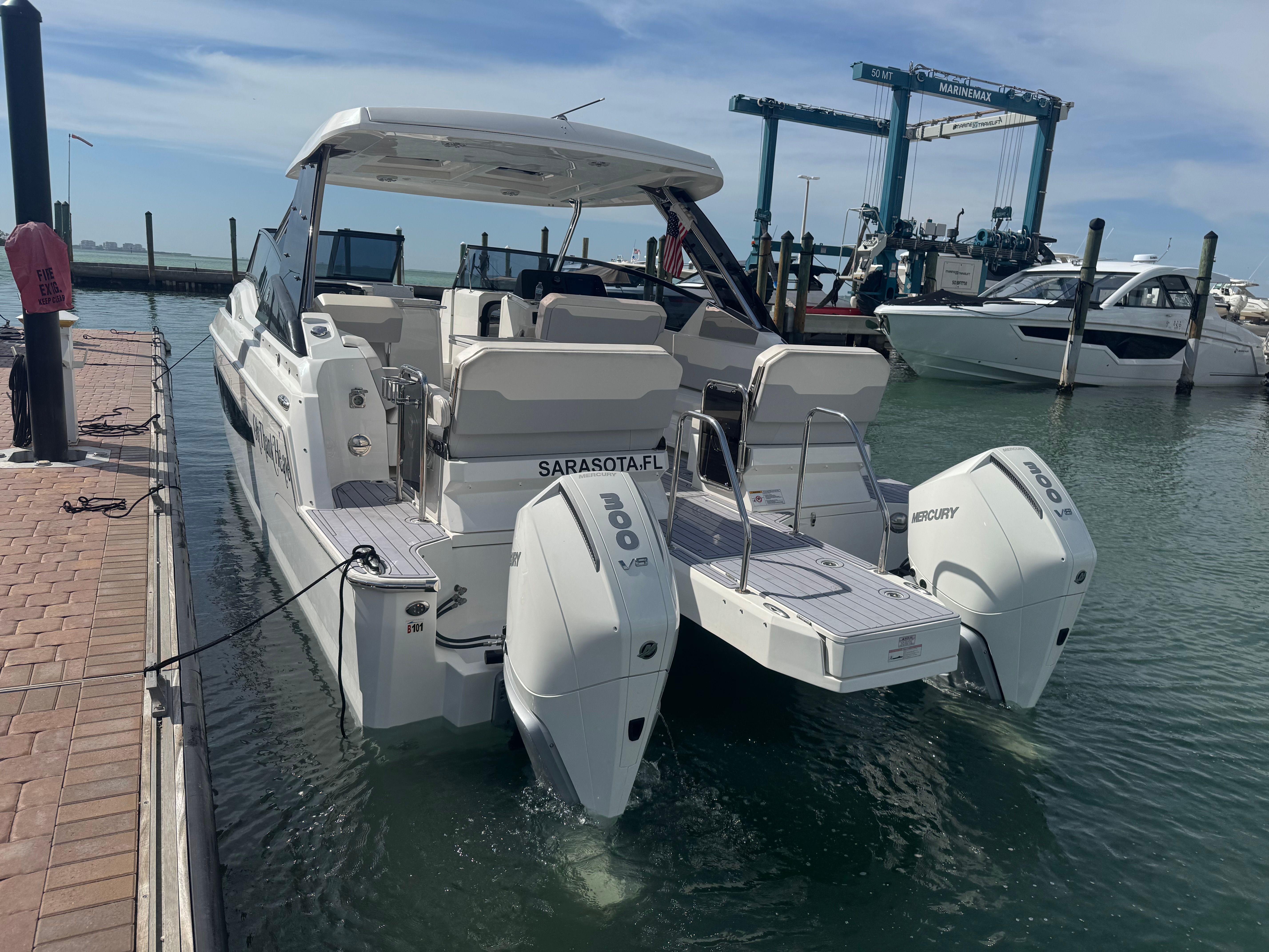 2024 Aquila 32 Sport - 9