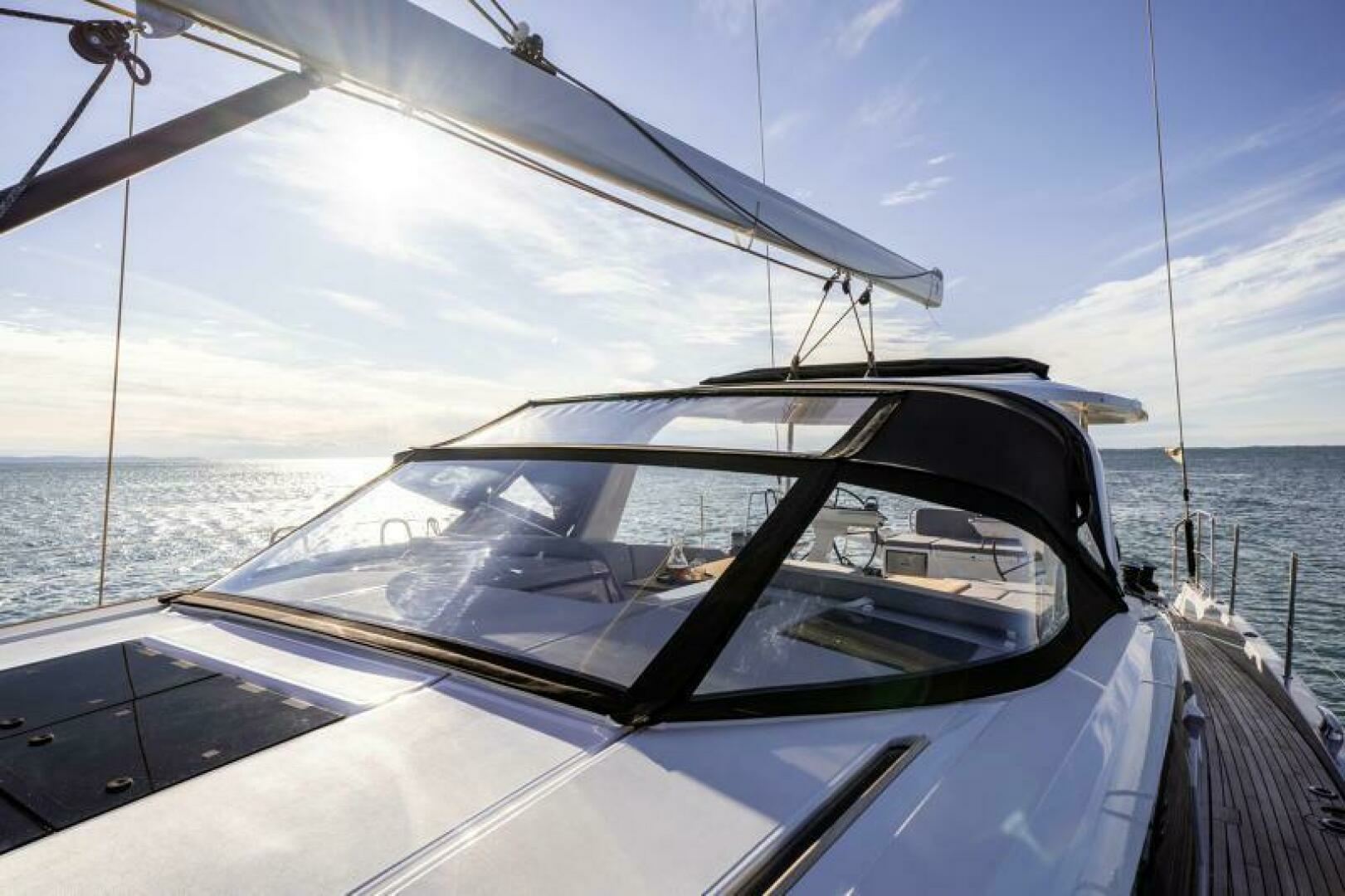 2026 Jeanneau Jeanneau Yachts 65 - Image 13