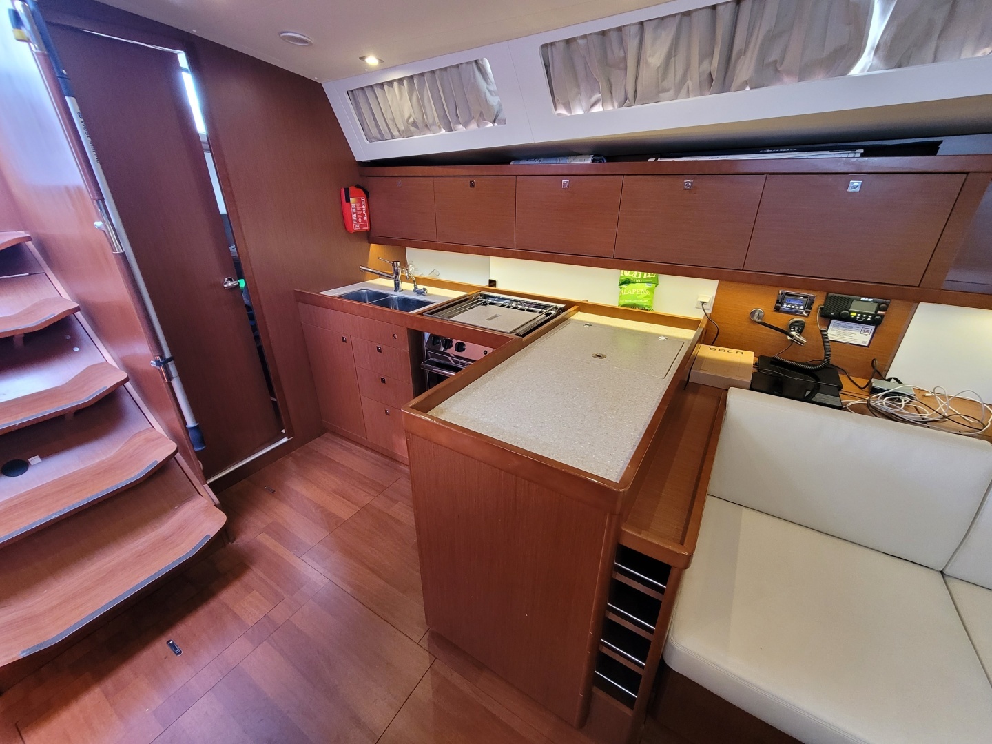2015 Beneteau Oceanis 45 - Image 26