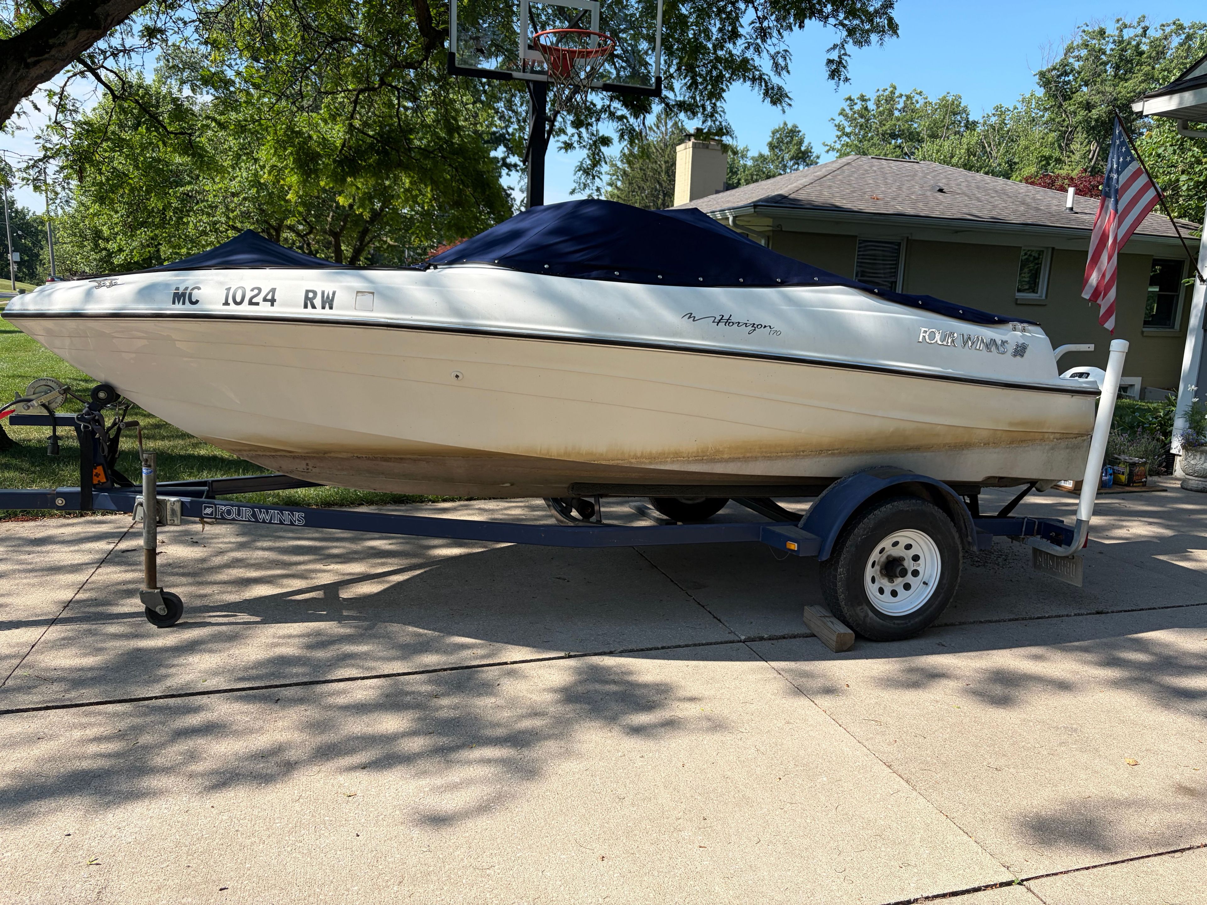 1999 Four Winns 170 Horizon