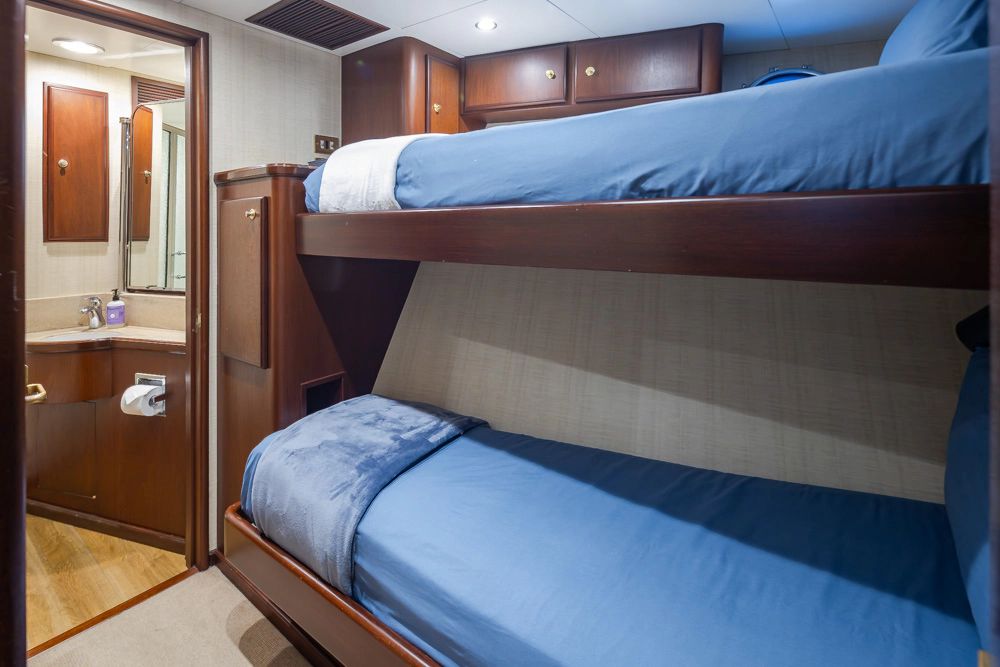 1989 Delta Marine Flybridge Motoryacht - 84