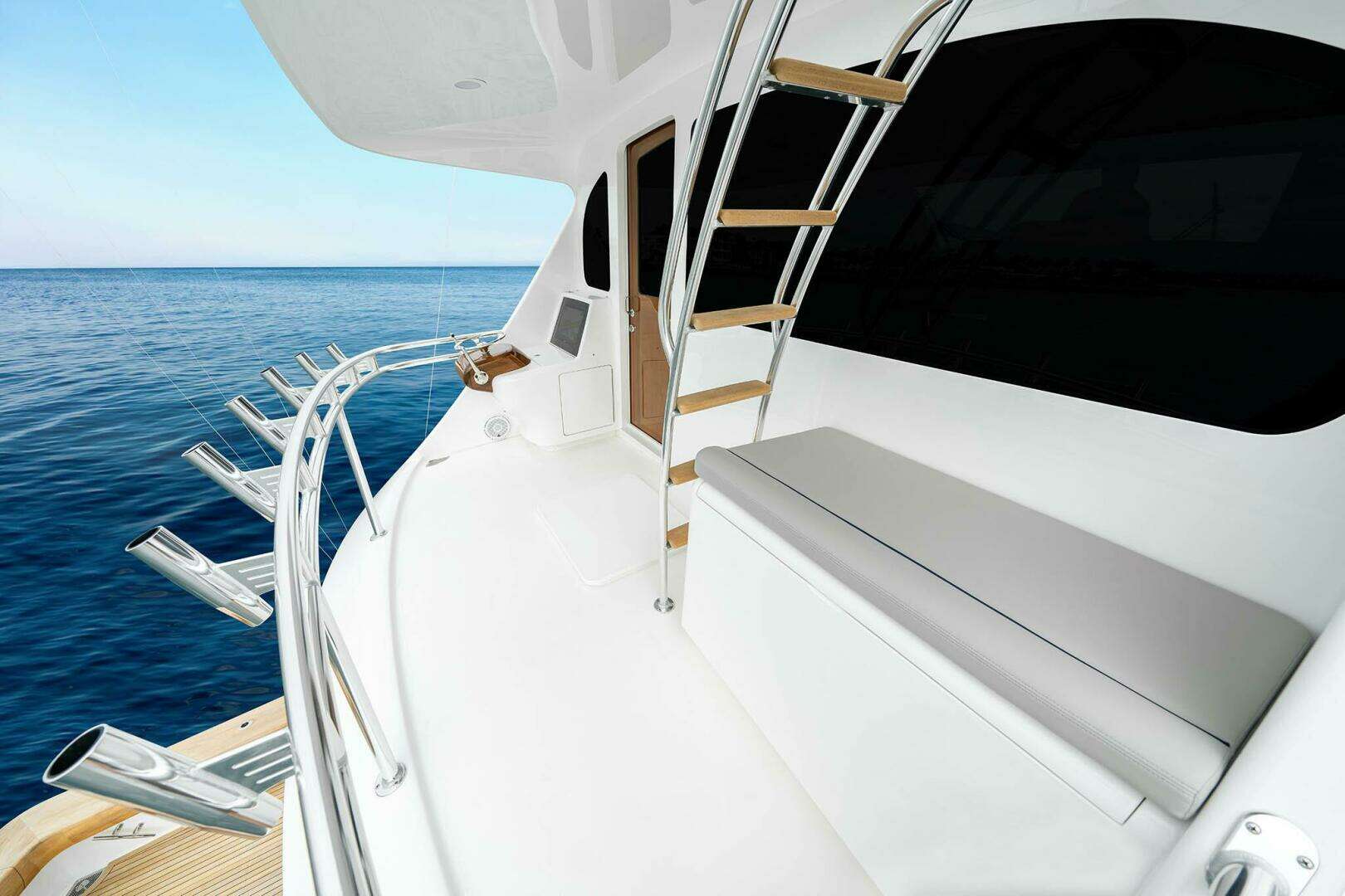 2027 Viking 82 Skybridge - Image 14