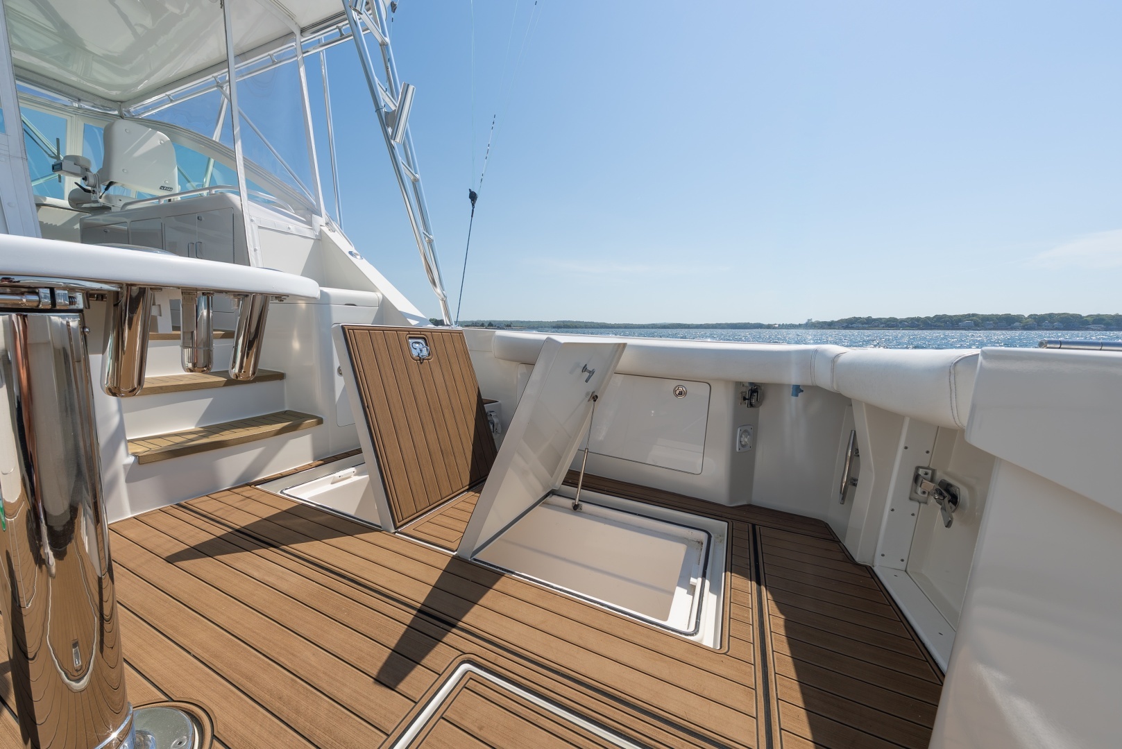 2002 Cabo 45 Express - Image 23