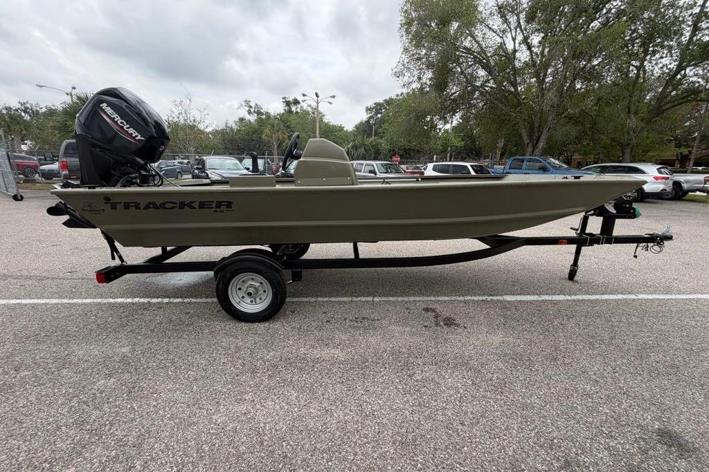 2026 Tracker Grizzly 1648 SC