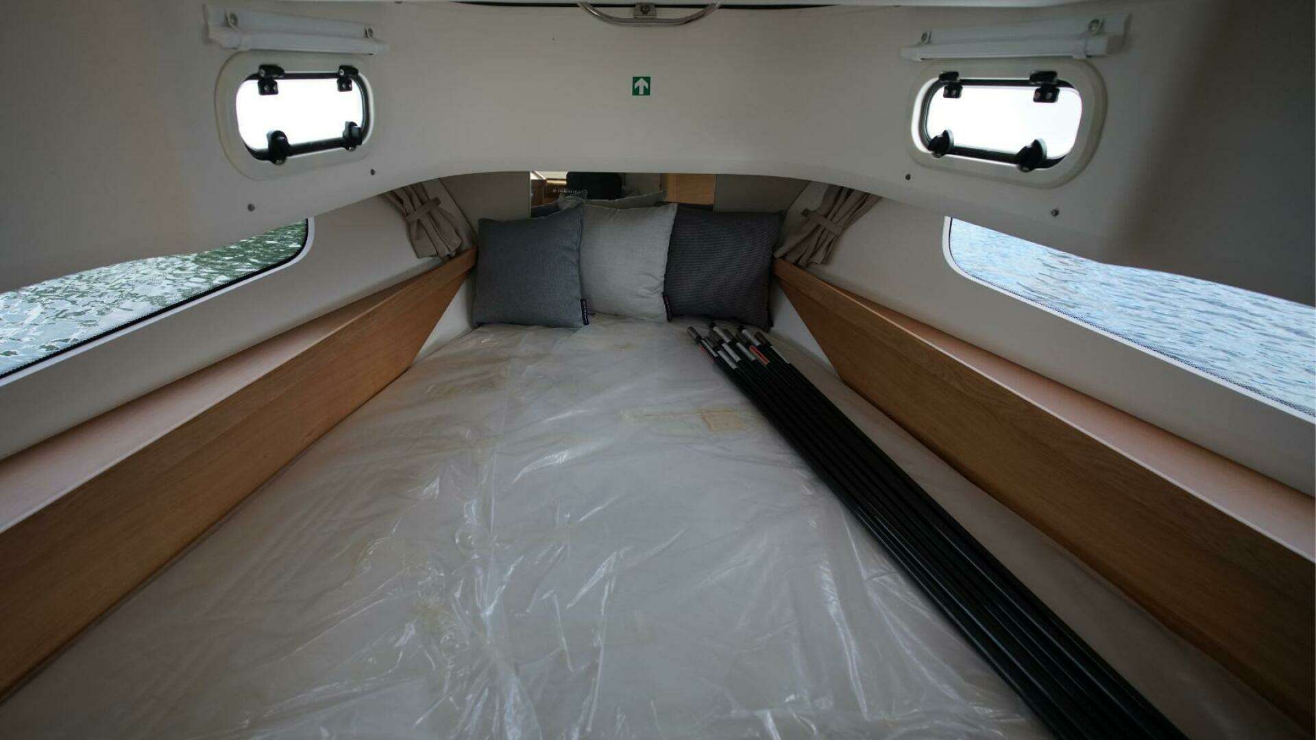 2024 Nimbus Tender 11 - Image 11