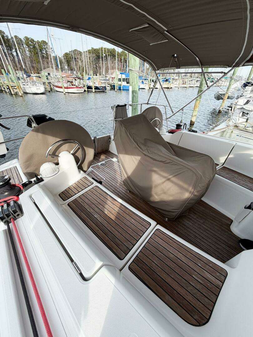 2013 Jeanneau Sun Odyssey 409 - Image 15