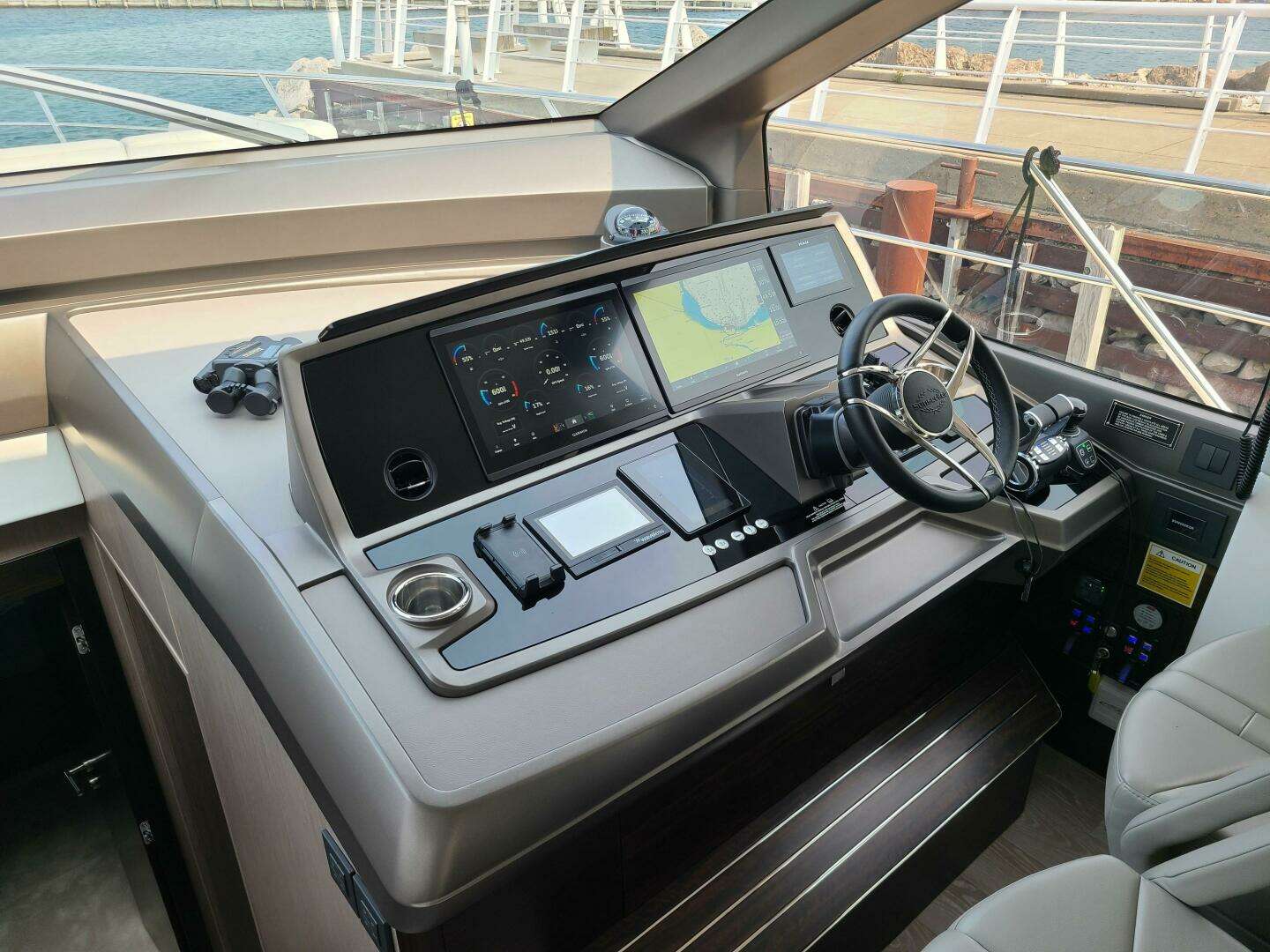 2023 Sunseeker 68 Manhattan - Image 14