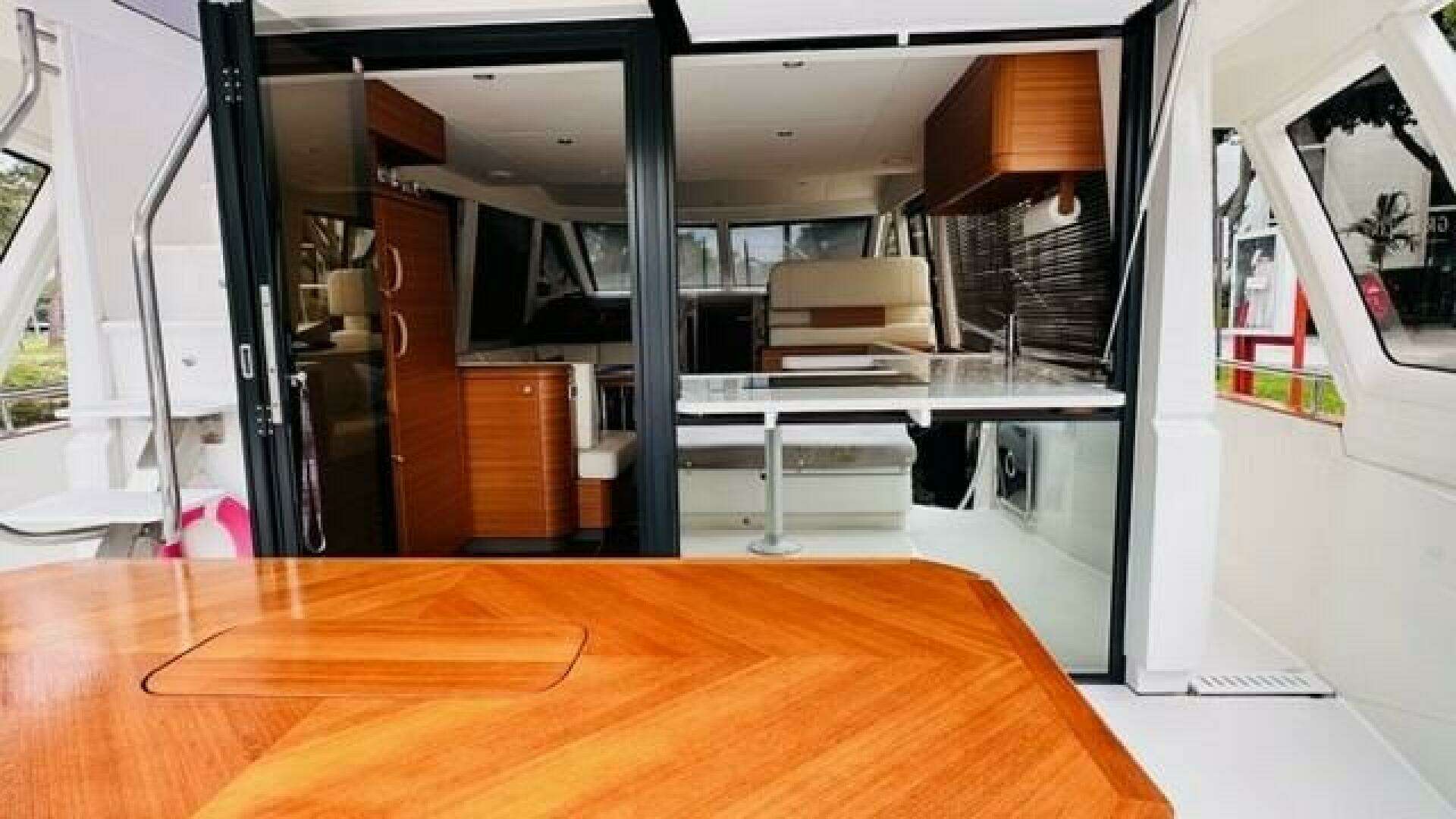 2022 Greenline 48 Diesel Flybridge with Hardtop - Image 34