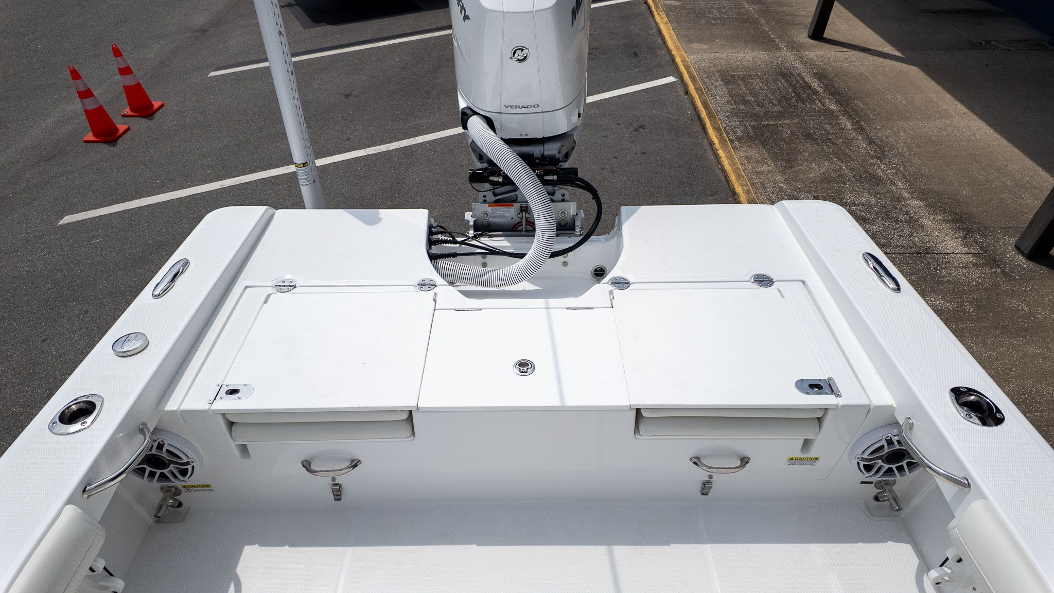 2026 Everglades 253 Center Console - 6