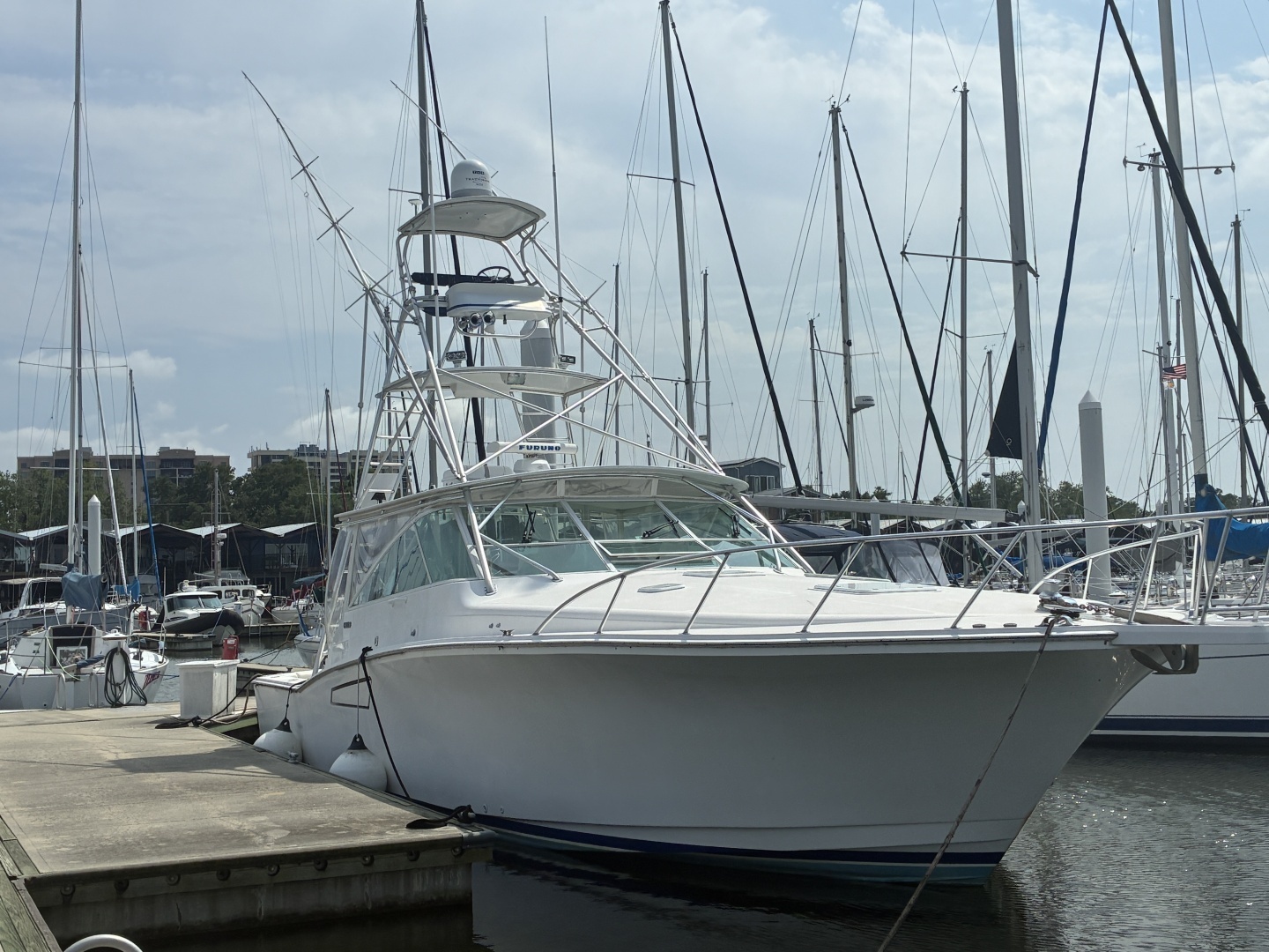 2000 Cabo 45 Express - Image 4