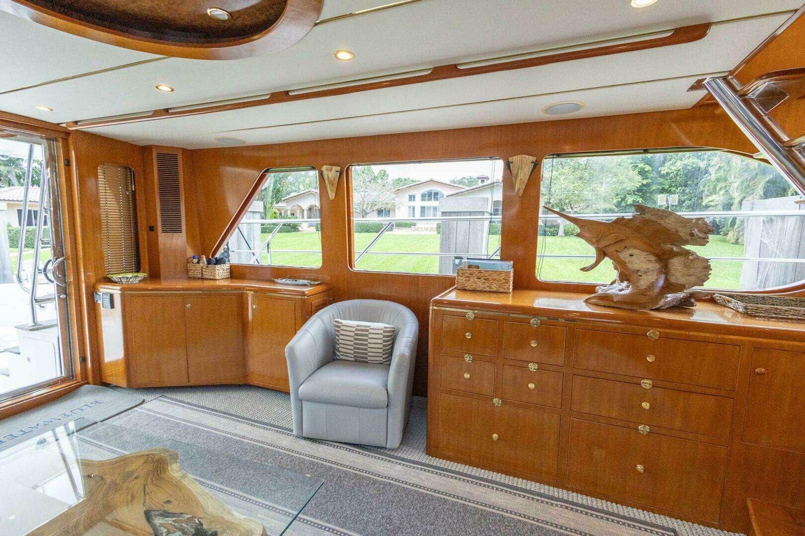 2005 Ocean Alexander Raised Pilothouse Flybridge Sedan - Image 7
