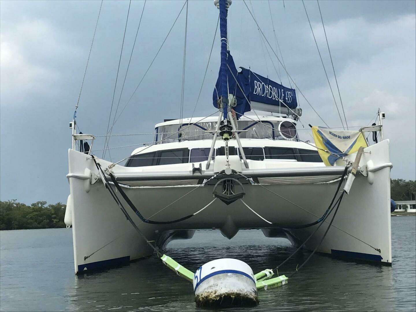 2010 Broadblue 435 - Image 4
