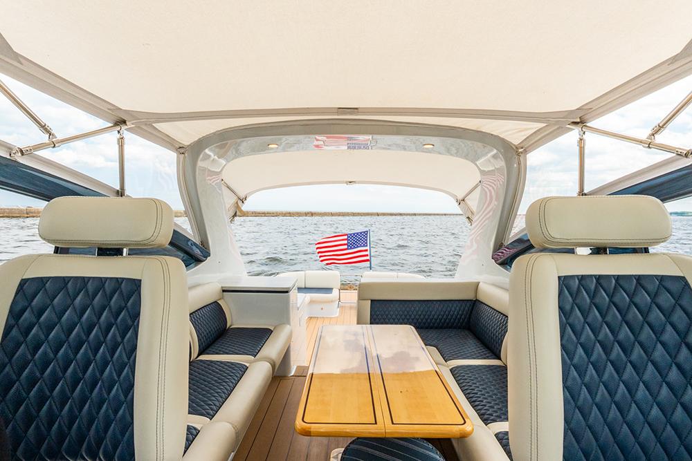 Salon looking aft