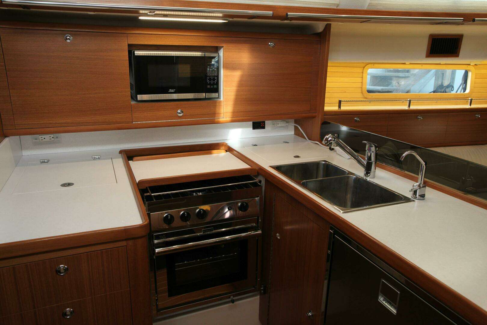 2025 Catalina 426 - Image 199