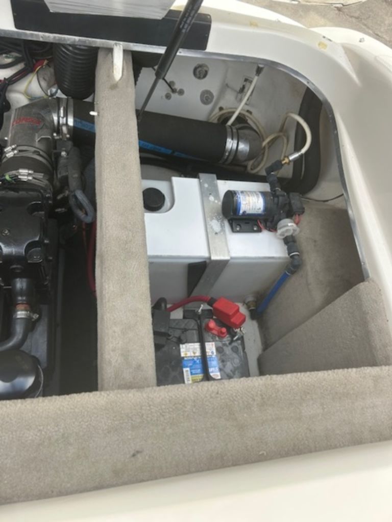 2005 Sea Ray 240 Select - 19