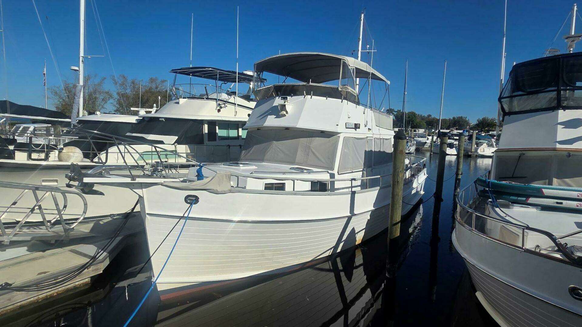 1997 Grand Banks 49 Classic - Image 6