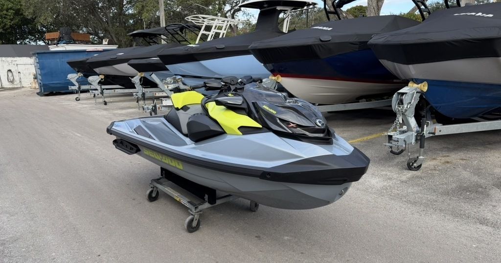 2026 Sea-Doo RXP-X 325