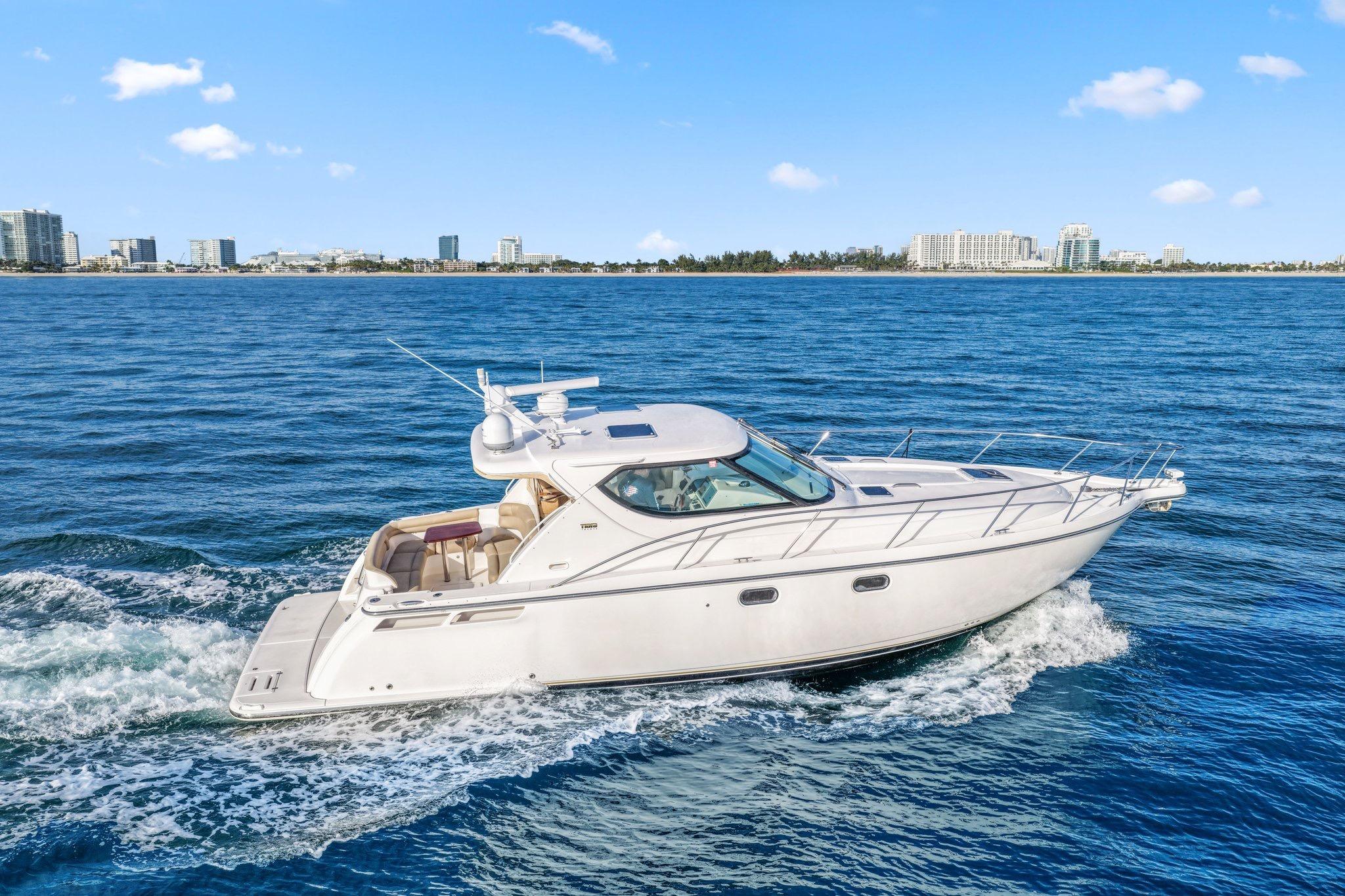 2008 Tiara Yachts 4300 Sovran