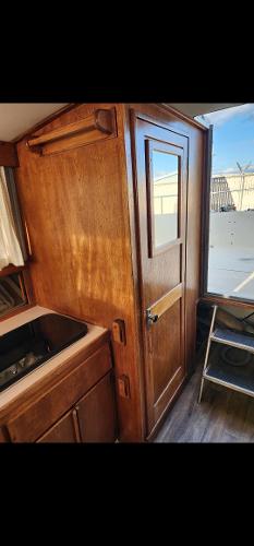 1990 Fairbanks 28ft sportfisher - 9
