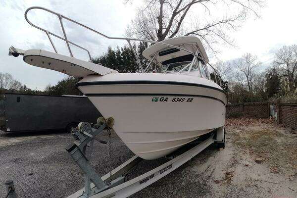 2001 Grady-White Gulfstream 232