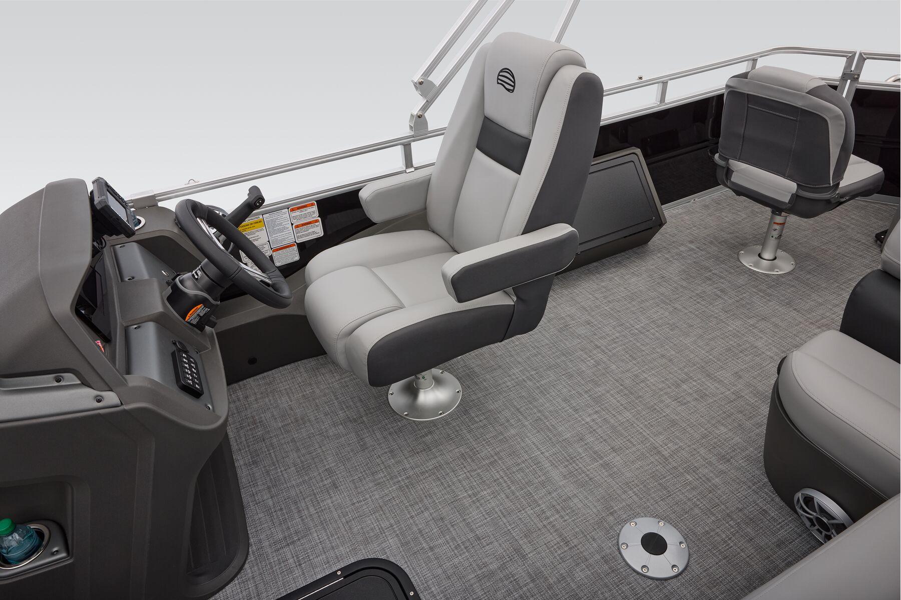 2026 Sun Tracker Sportfish 24 XP3 - 60