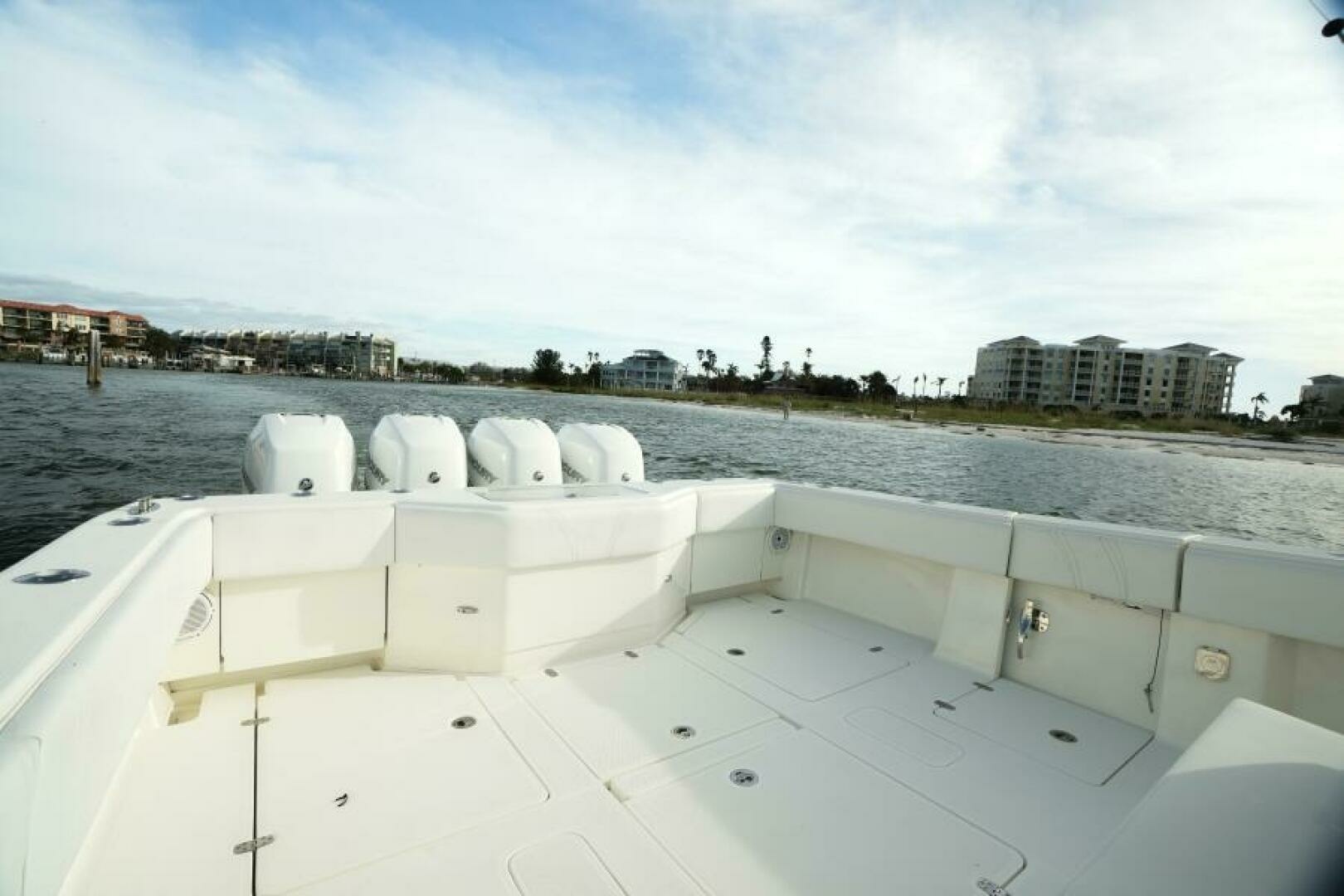 2013 SeaVee 390 - Image 19