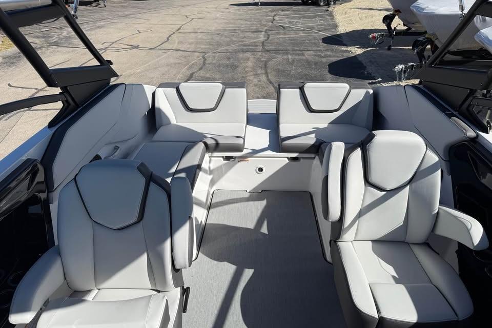 2026 Yamaha Boats AR250 interior with modern seating and sleek design.