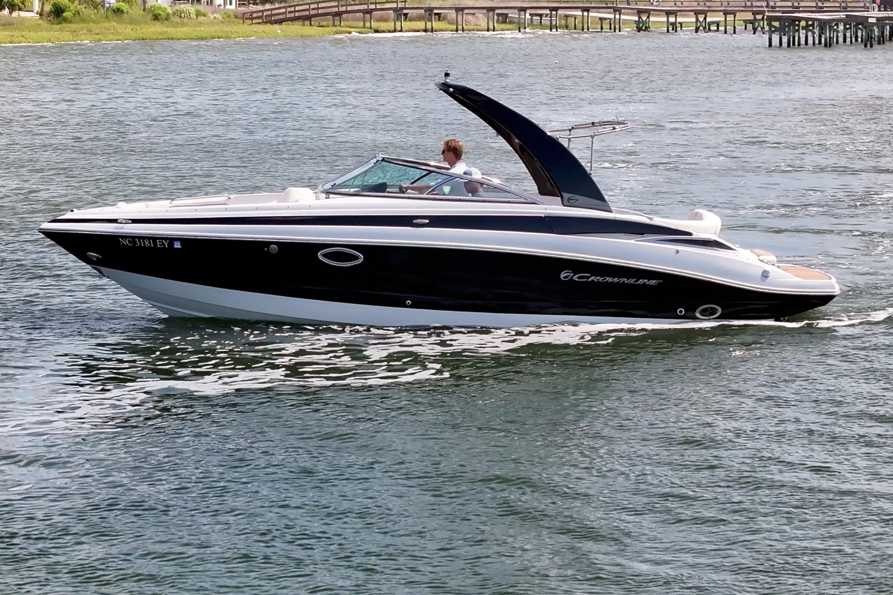 2017 Crownline 275 SS