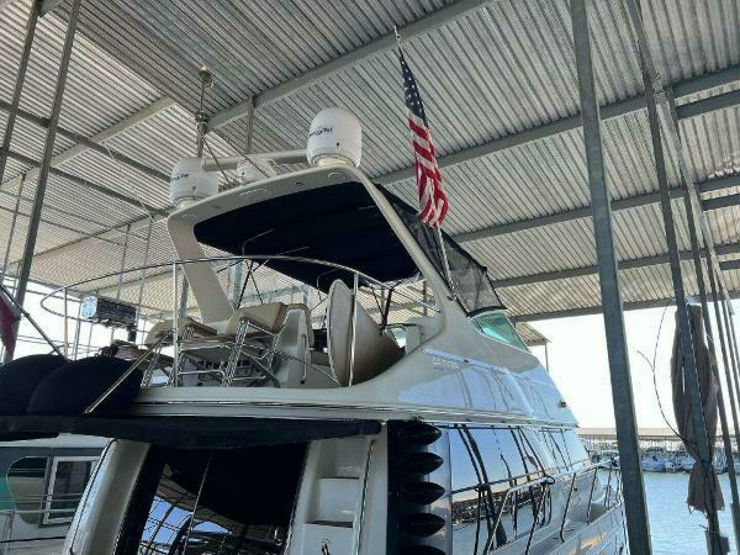 2001 Carver 450 Voyager Pilothouse - Image 16