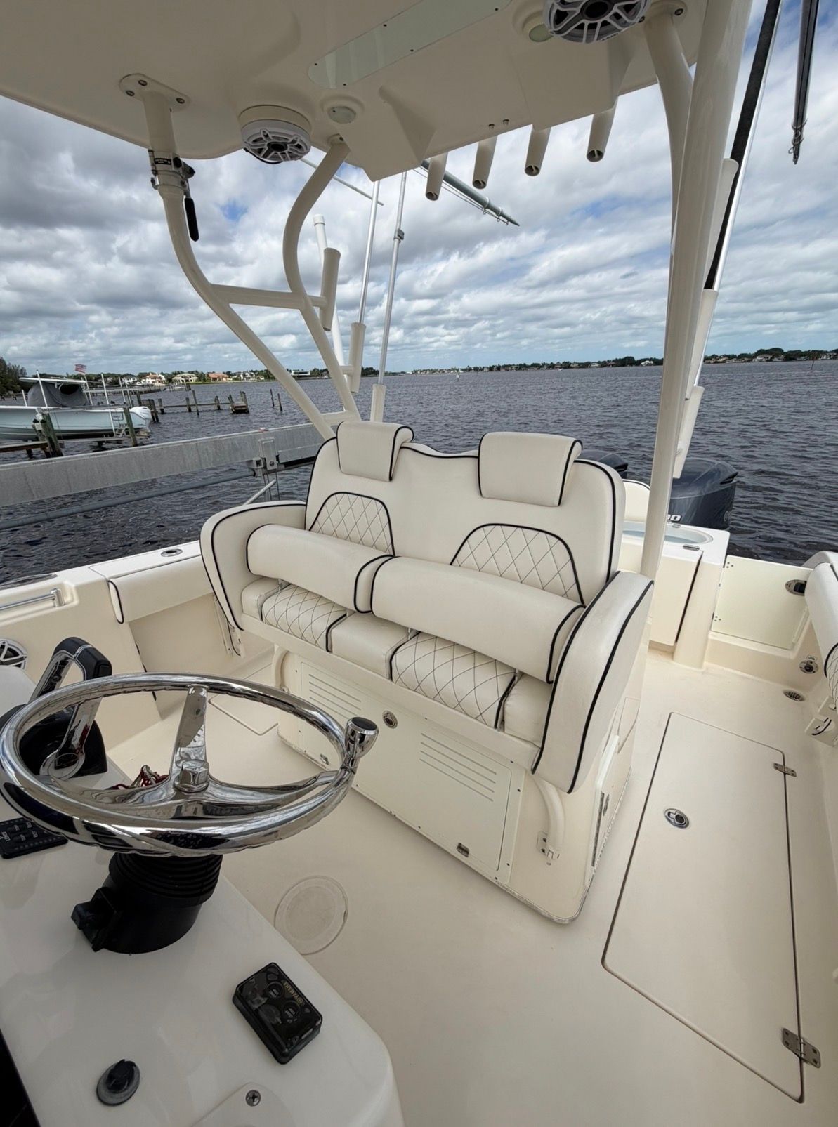 2014 Cobia 296 Center Console - 3