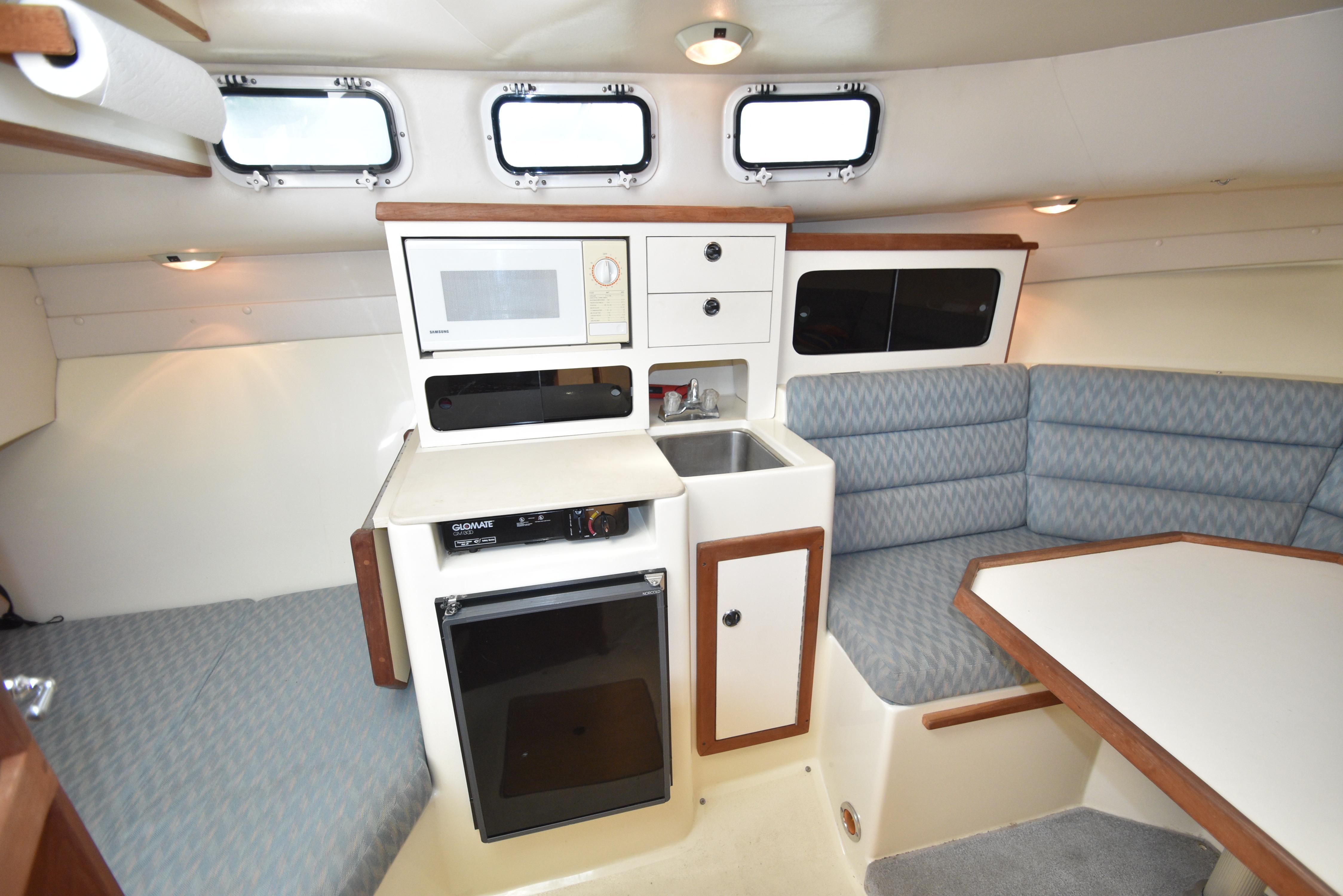 1998 Albin 28 TE, galley picture 1