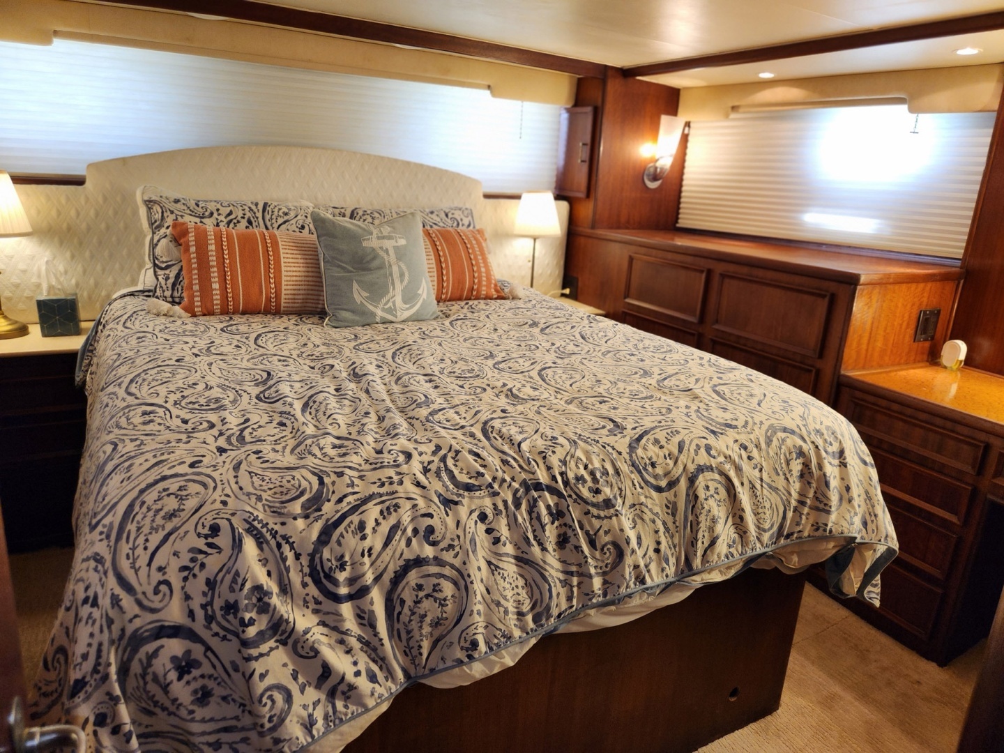1978 Hatteras 53 Motor Yacht - Image 42