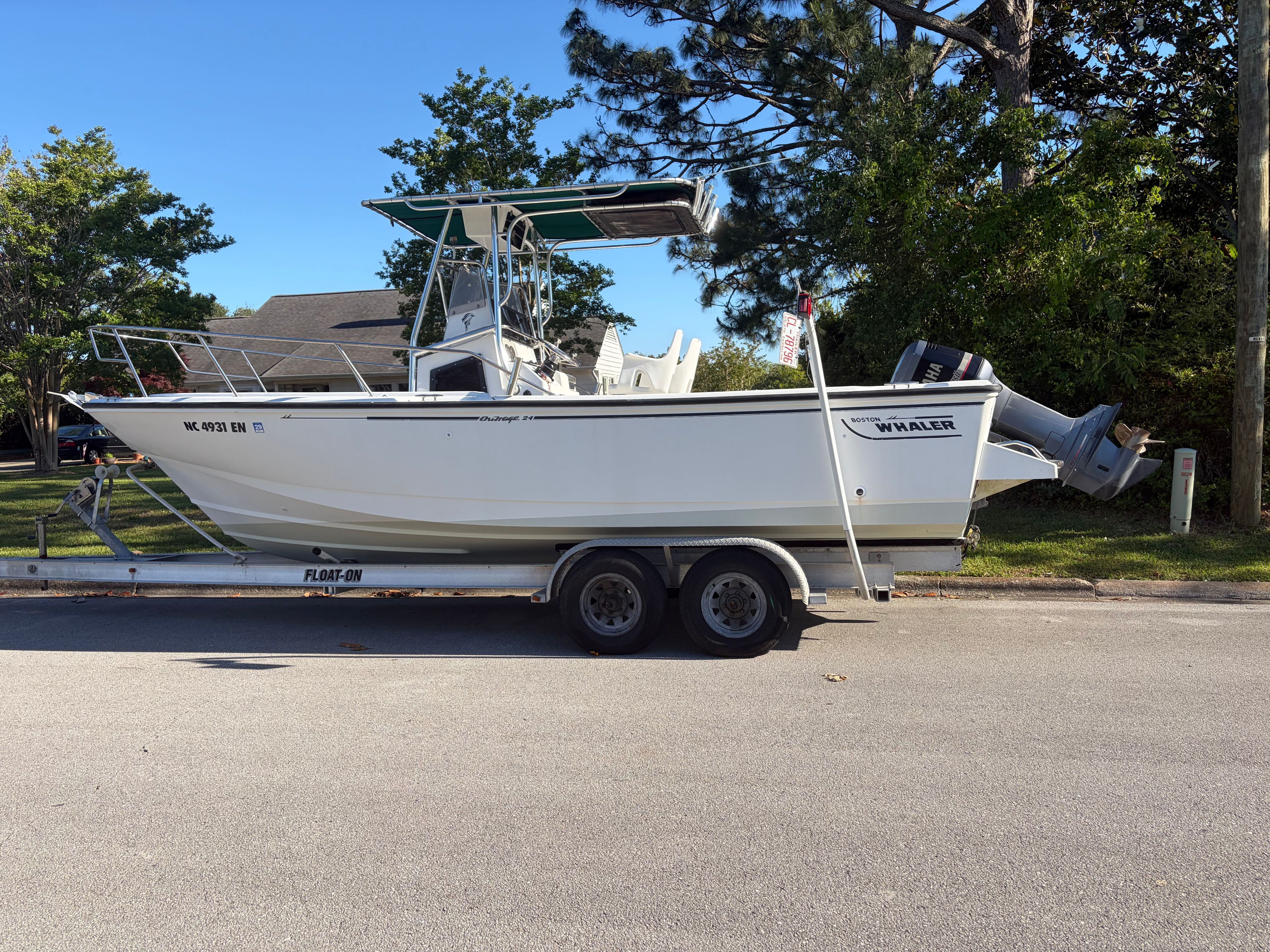 1997 Boston Whaler 24 Outrage - 2