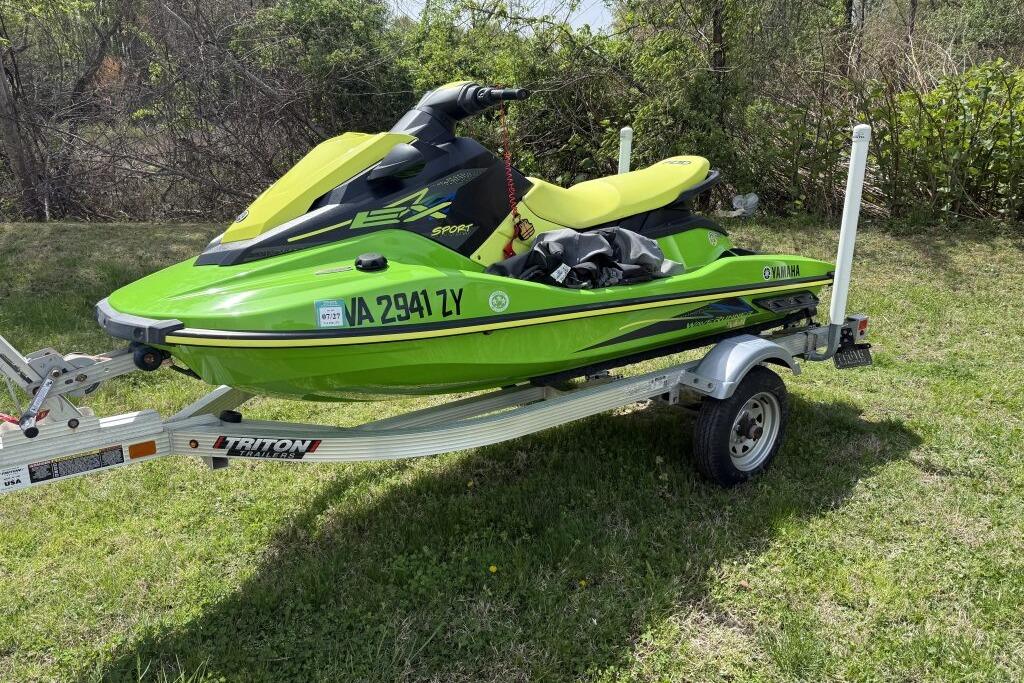 2021 Yamaha WaveRunner EX Sport