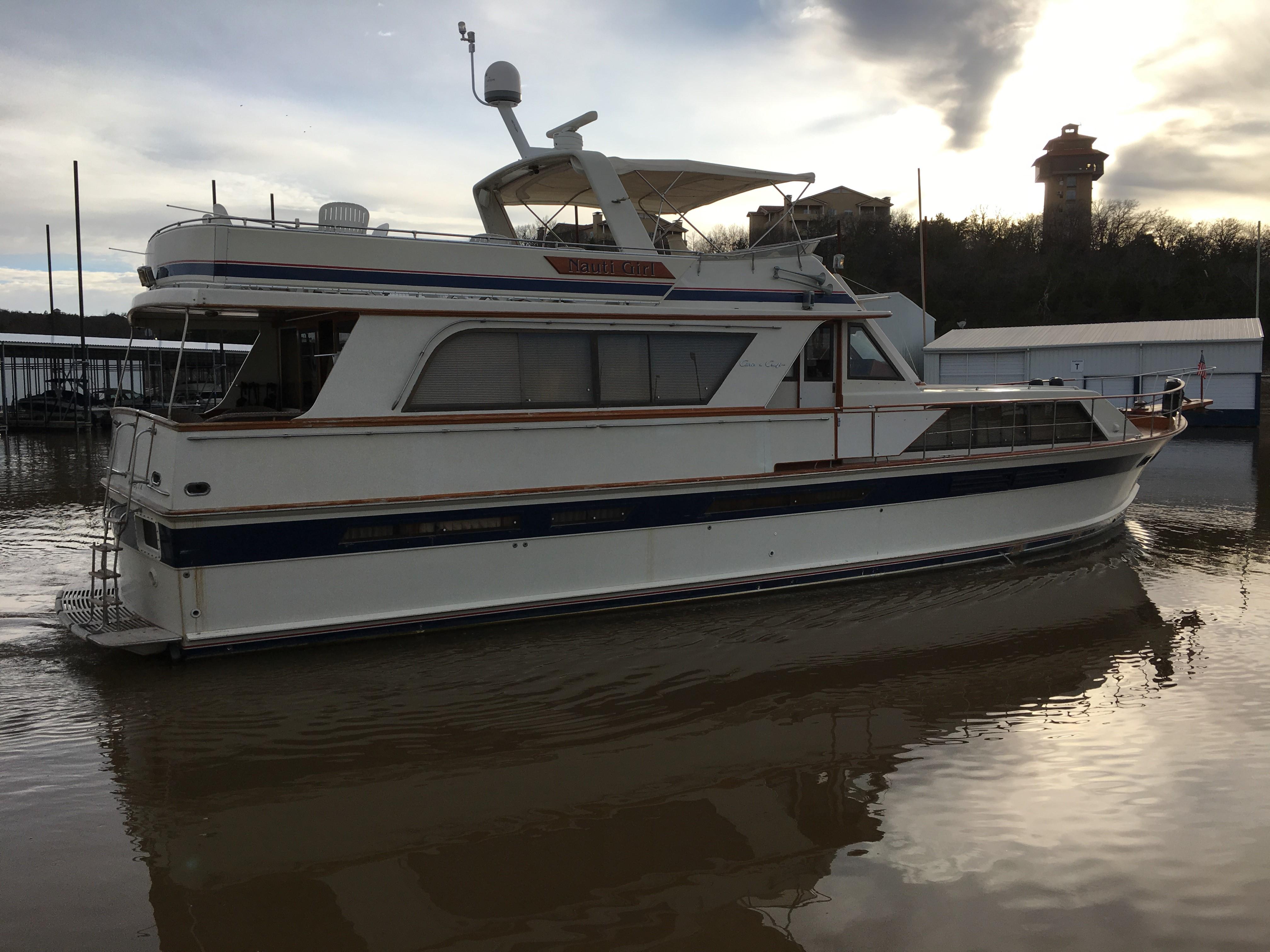 1984 Chris-Craft 66 Constellation