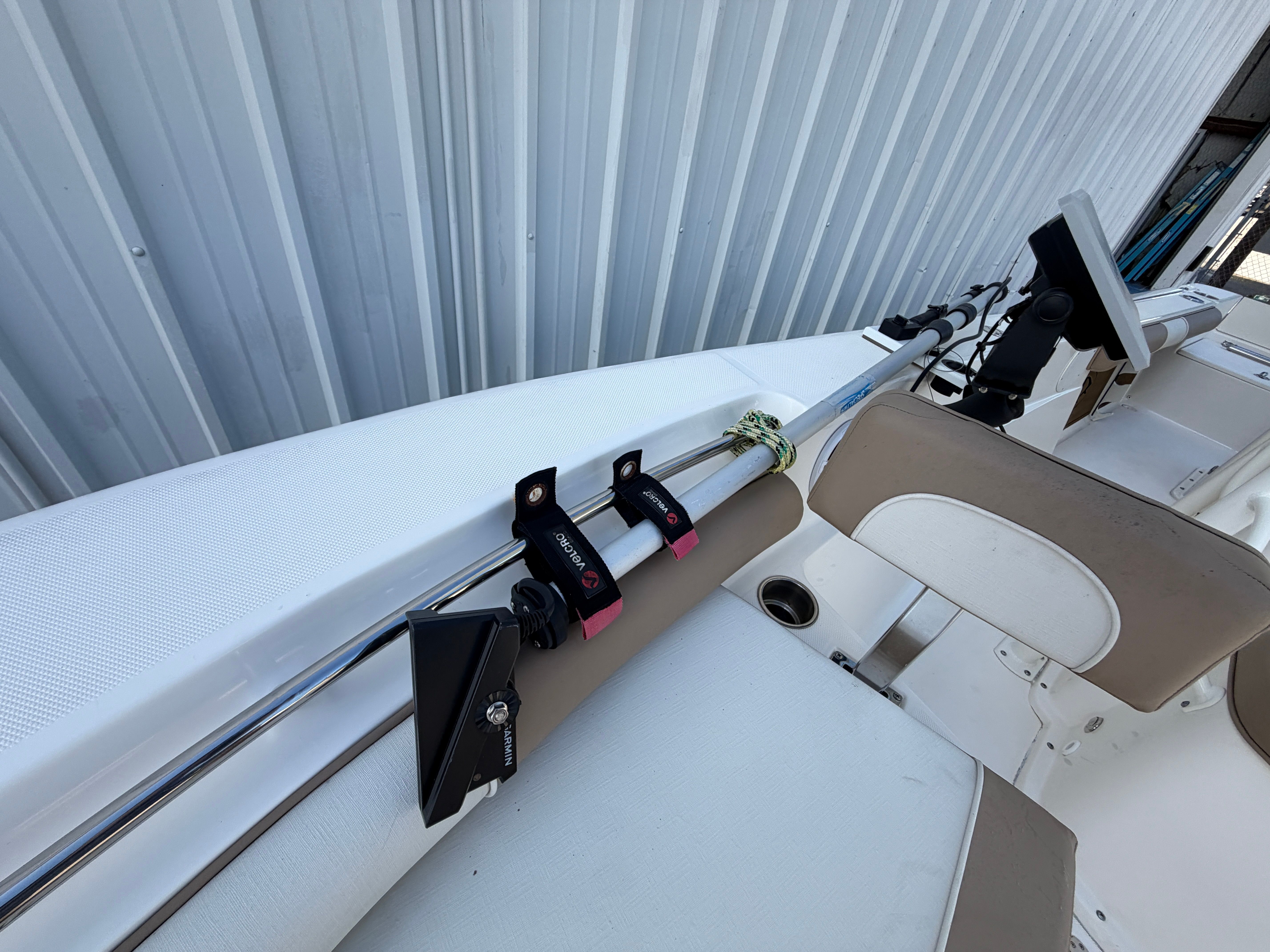 2023 SEA BORN 22 LX - Image 15