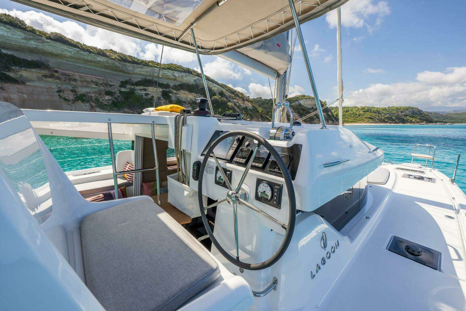 2026 Lagoon 38 Owner's Version - Image 13