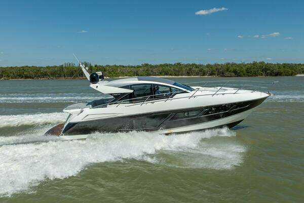2018 Sunseeker Predator 57