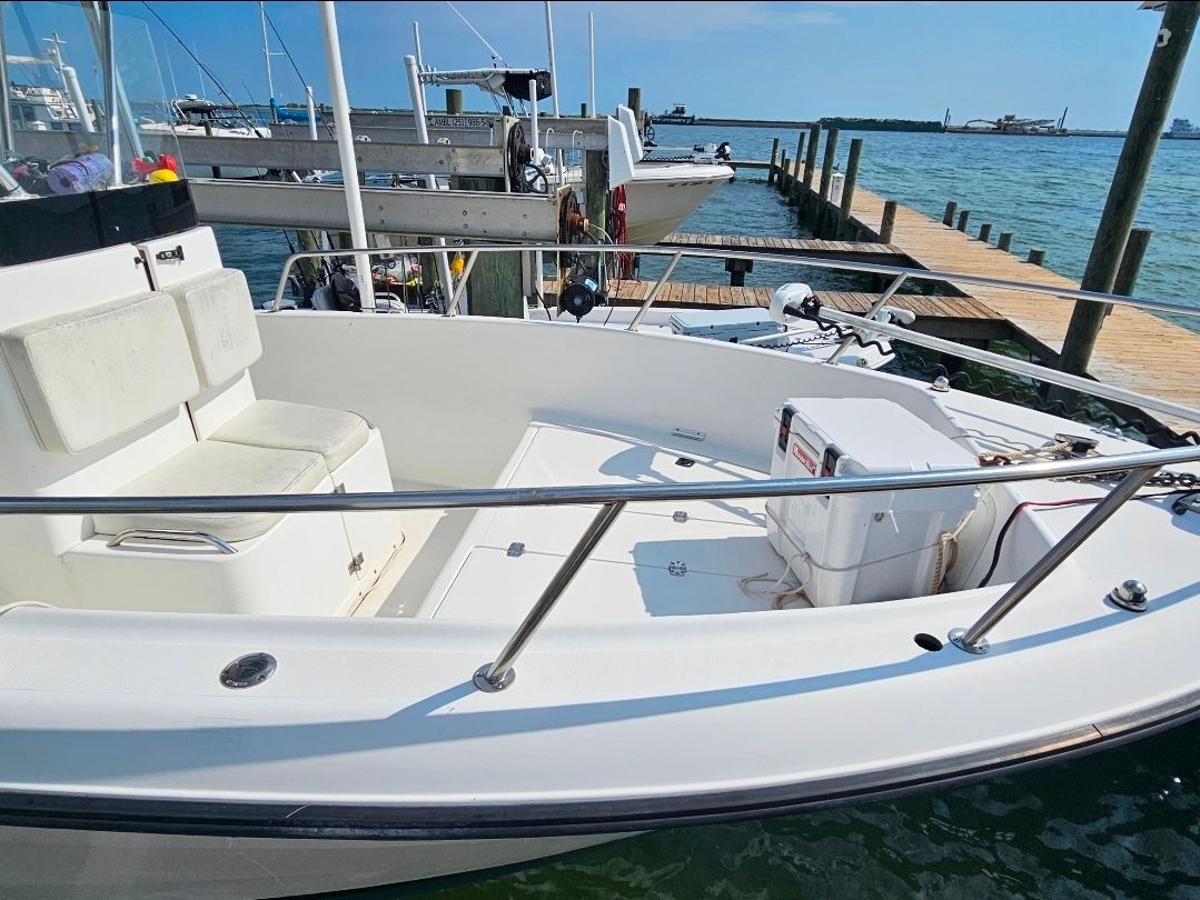 2001 Century 2300 Center Console - 15