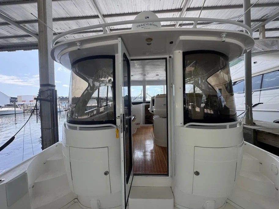 2012 Intrepid 475 - 11